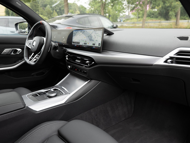 BMW 340 i Touring xDrive FACEL. PANO AHK HUD 360° — photo 10