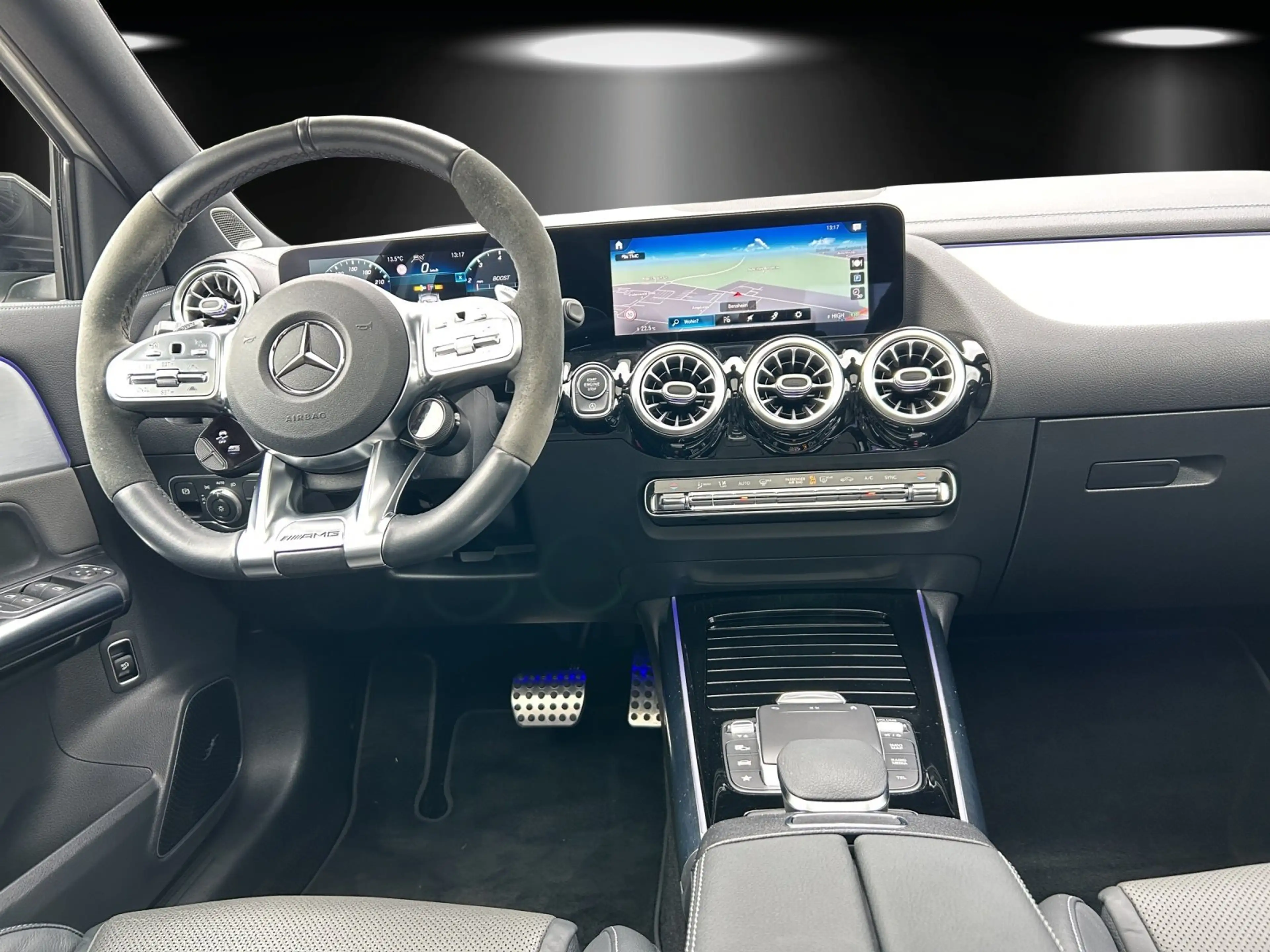 Mercedes-Benz GLA 45 AMG GLA45 AMG DISTRO Perf.Sitz HUD Pano MLED Mem Bur — photo 10