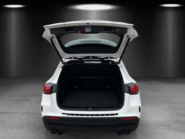 Mercedes-Benz Gla Class view 14