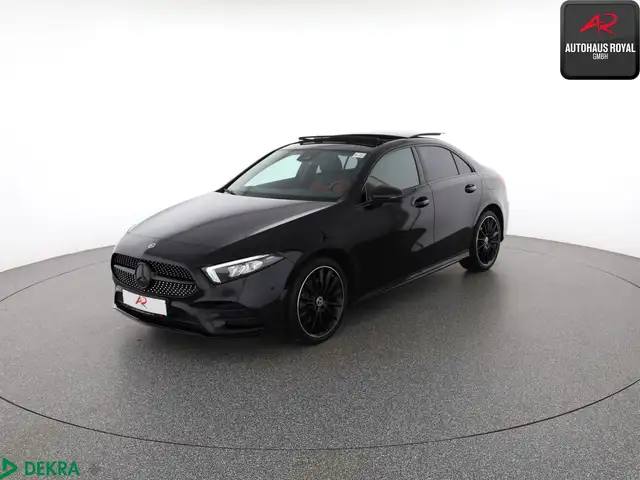 Mercedes-Benz A 250 A 250 e Limousine AMG NIGHT BICOLOR,KAMERA,SPUR