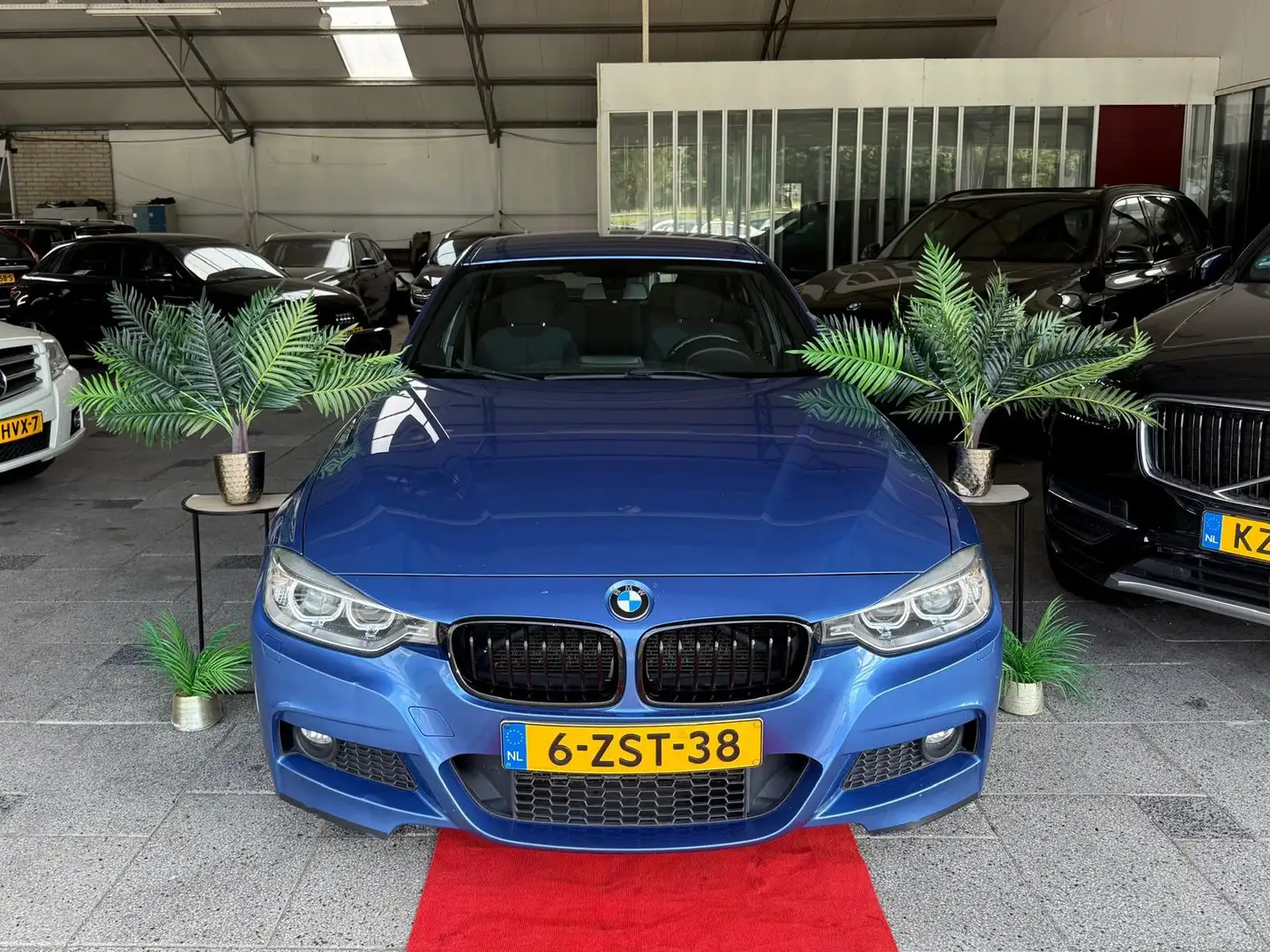 BMW 320 3-serie 320d M3 ORGINAL M SEDAN! 2015 Blauw - 1