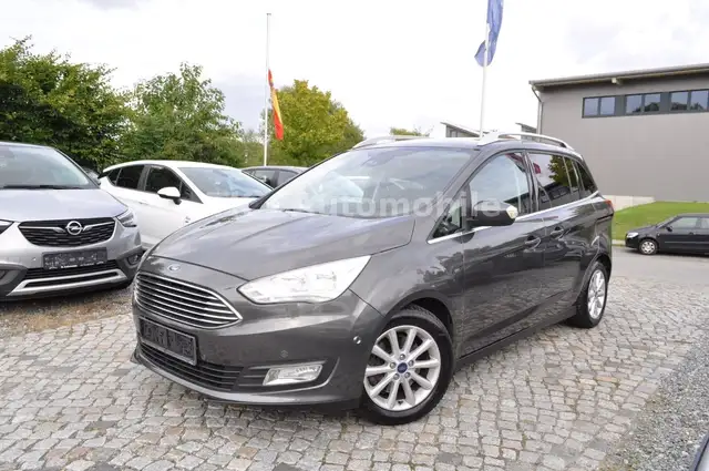Ford Grand C-Max FORD Grand C-MAX Titanium /TÜV/AU NEU/7-SITZER