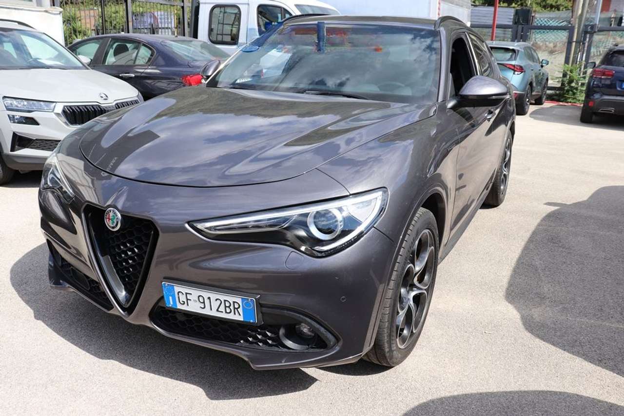 Alfa Romeo Stelvio Veloce Q4 210cv auto - NESSUN VINCOLO FINANZIARIO