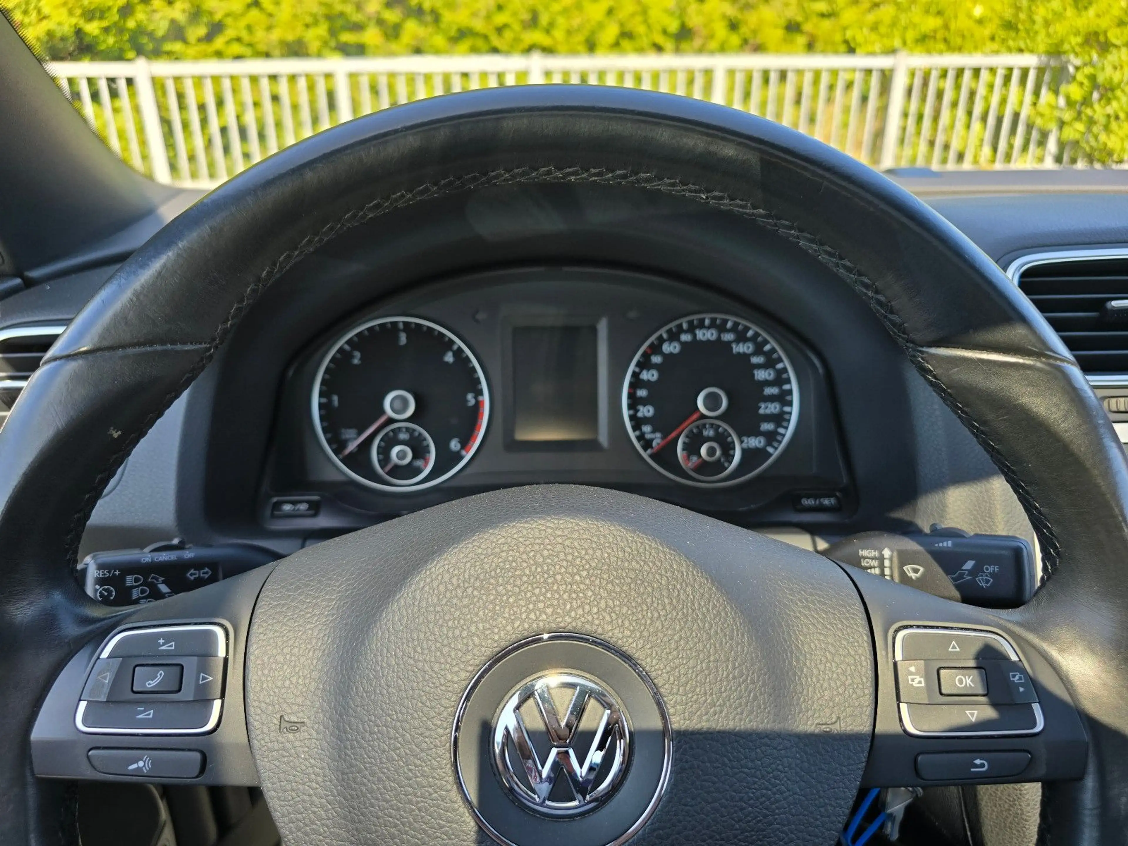 Volkswagen Eos Cup BMT TÜV NEU — photo 14