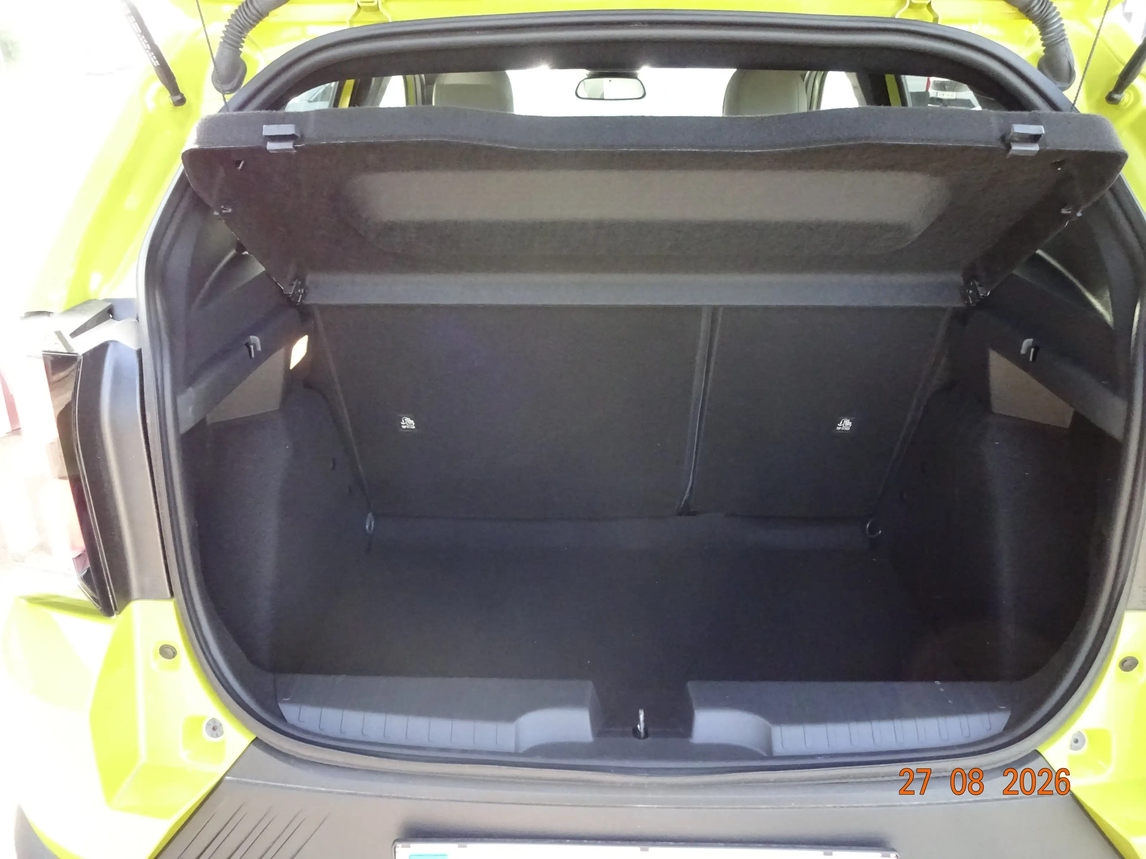 Fiat Grande Panda 1.2 Hybrid 74 kW La Prima — photo 5