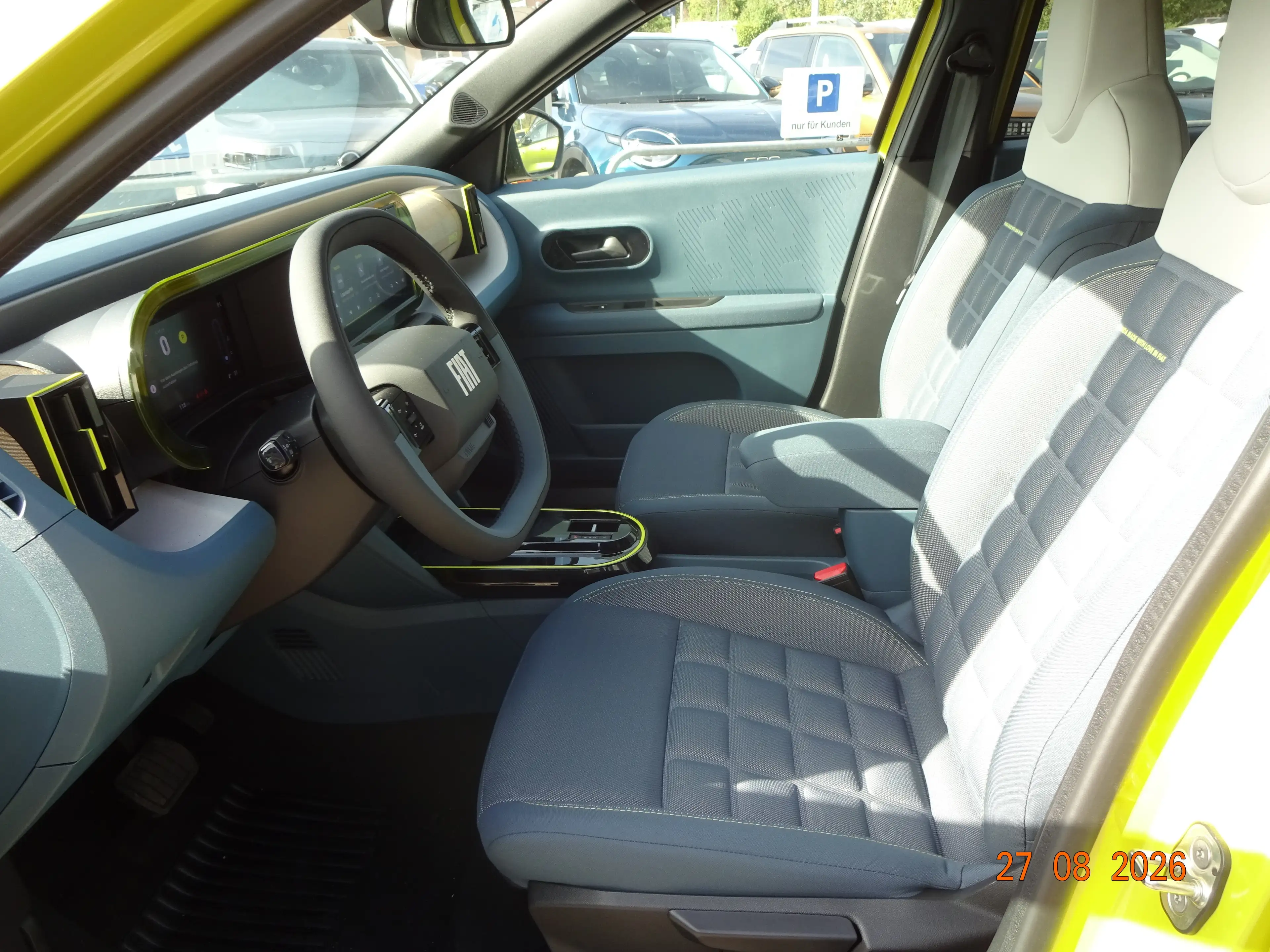 Fiat Grande Panda 1.2 Hybrid 74 kW La Prima — photo 9