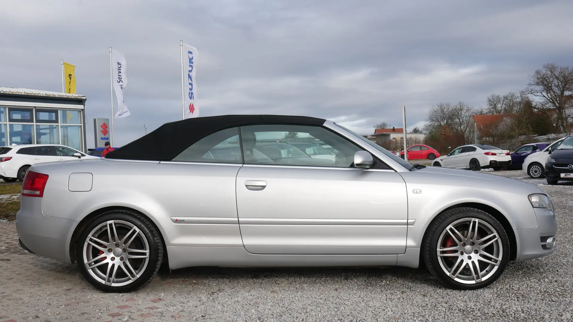 Audi A4 Cabriolet Einparkhilfe Sitzheizung Klima Tempomat Silber - 2