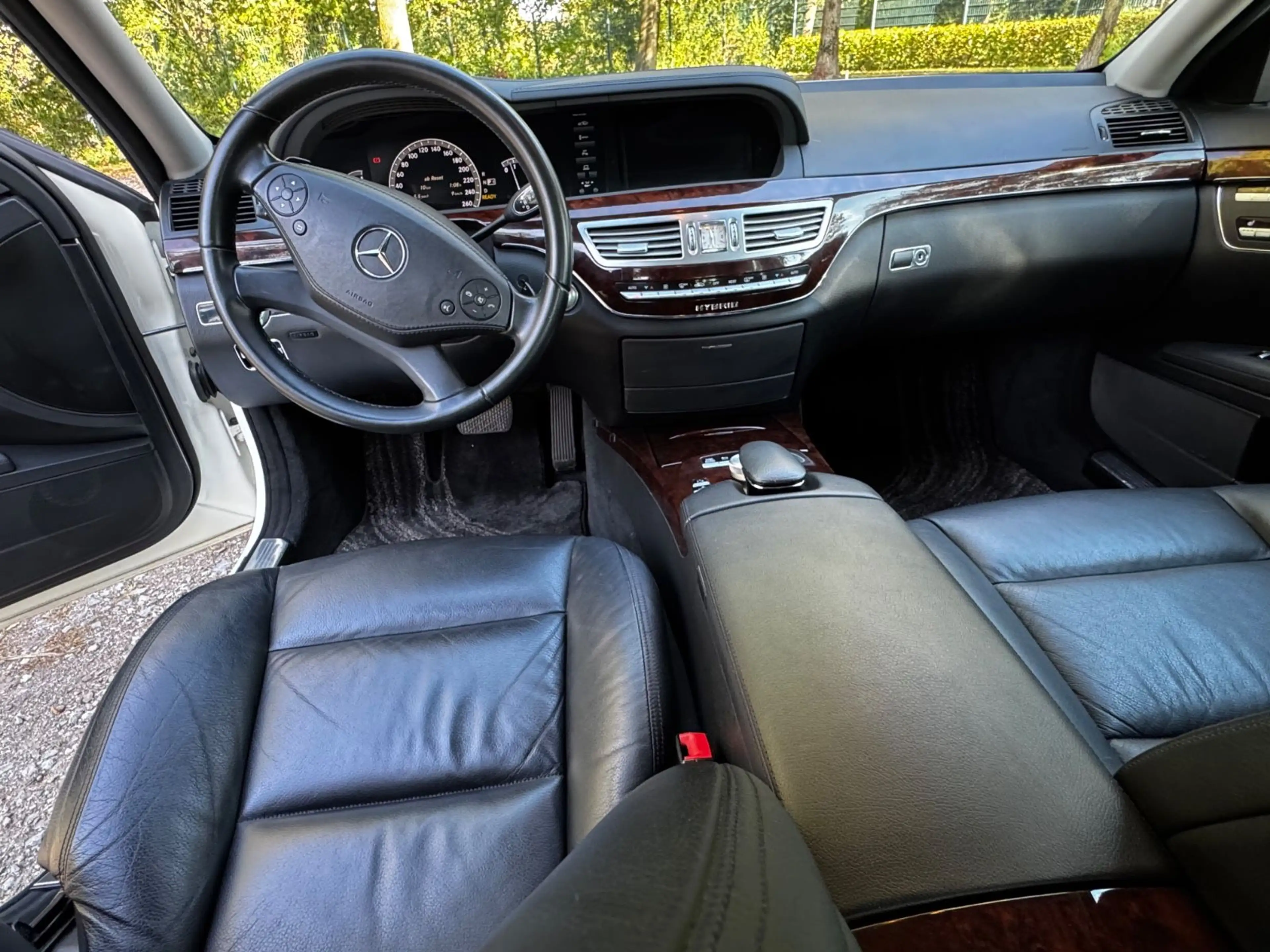 Mercedes-Benz S 400 Hybrid Japanimport mit 66000km! — photo 13