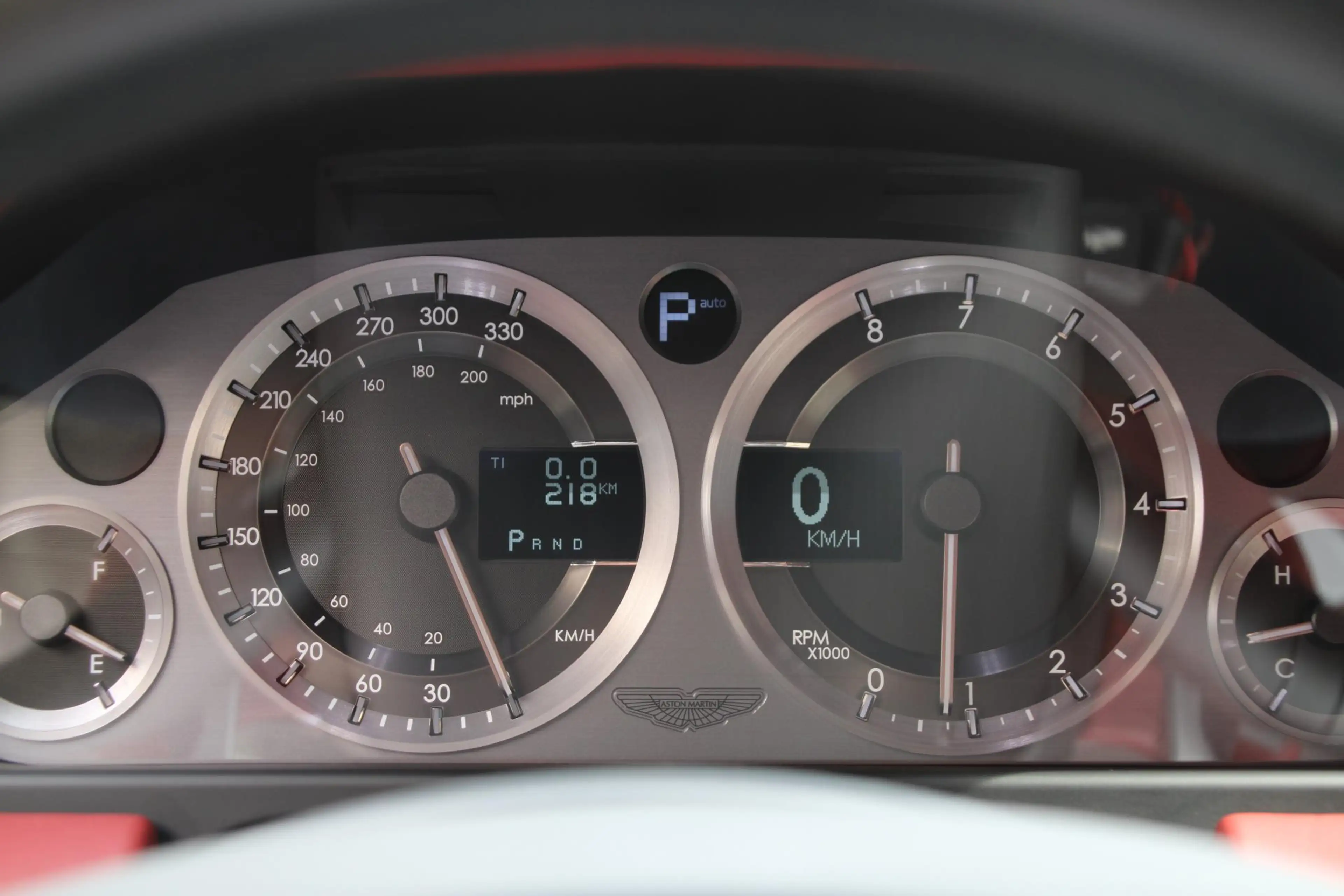 Aston Martin DB9 V12 Touchtronic | 470hp | Only 218km | New car | — photo 5