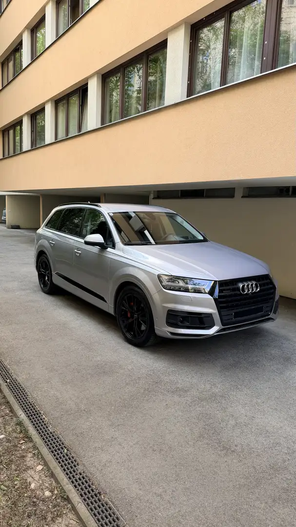 Audi Q7 3,0 TDI ultra quattro Tiptronic 7 Sitze - 1