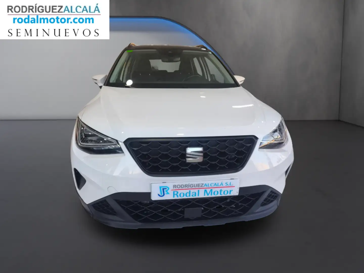 SEAT Arona 1.0 TSI S&S Style 110 Blanco - 2