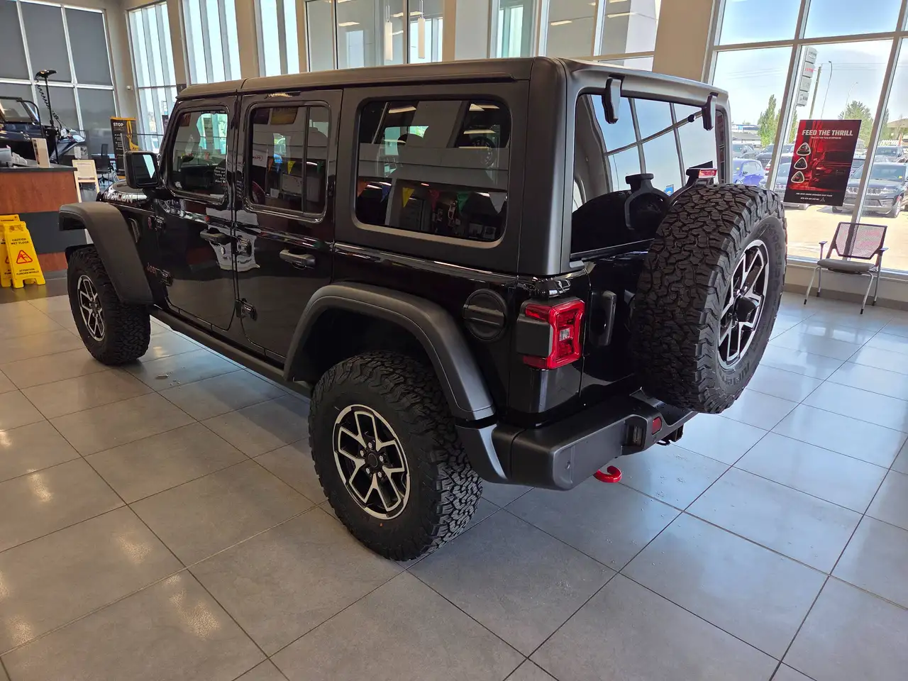 Jeep Wrangler снимка Jeep Wrangler