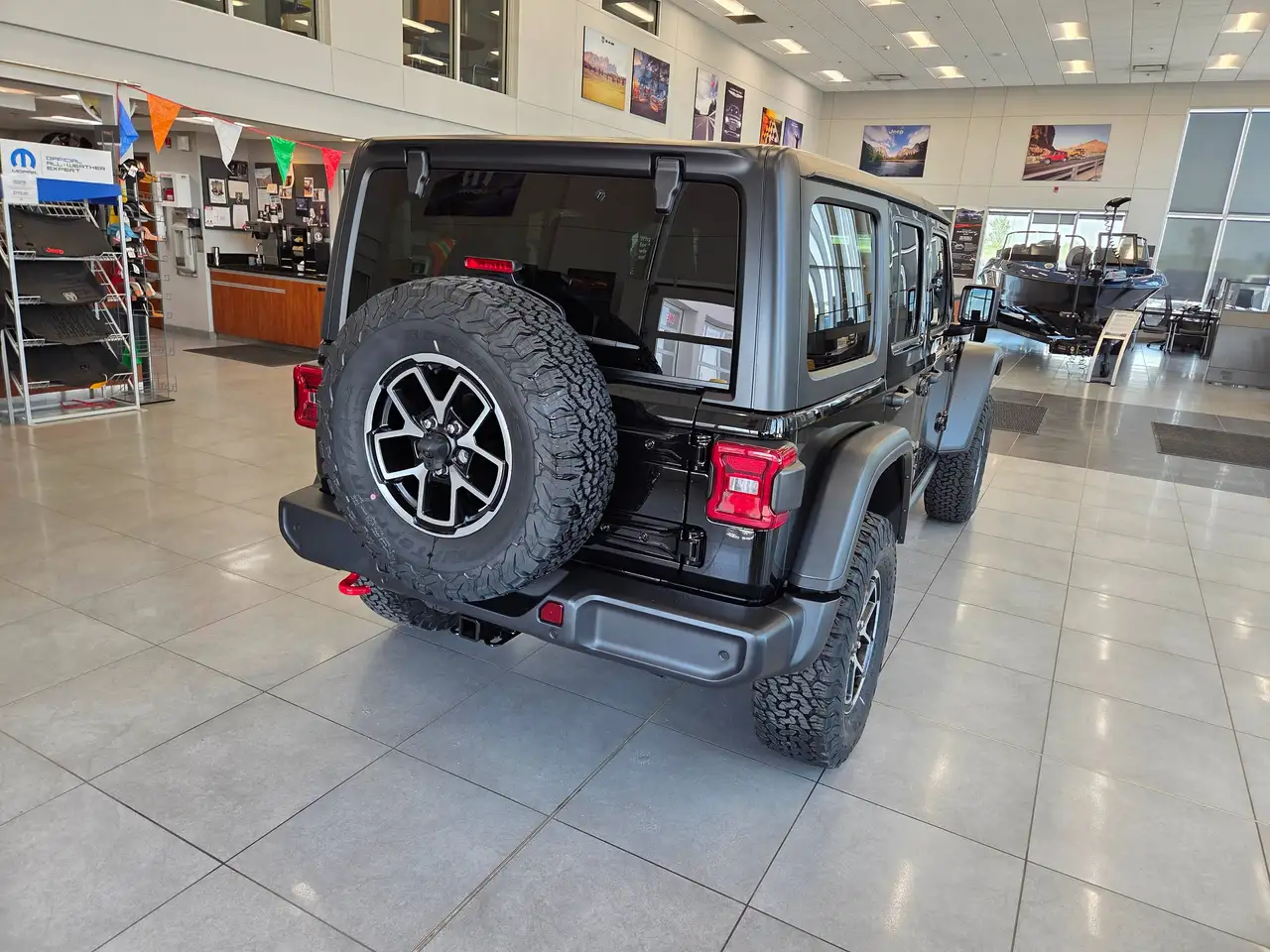 Jeep Wrangler снимка Jeep Wrangler