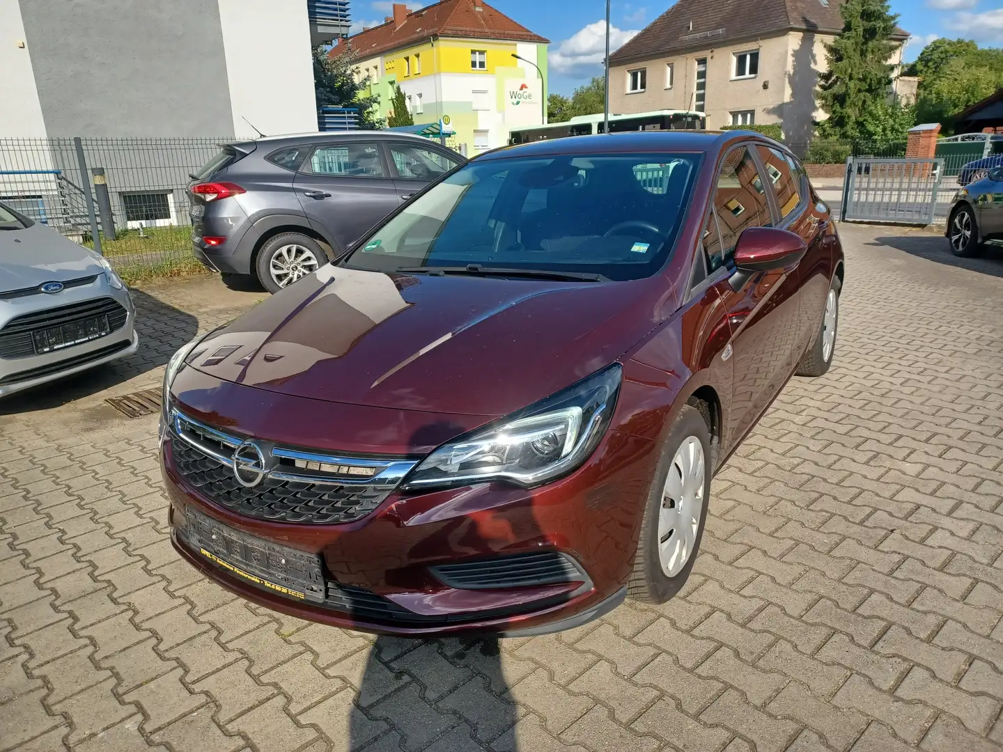 Opel Astra Edition Start/Stop Rot - 1