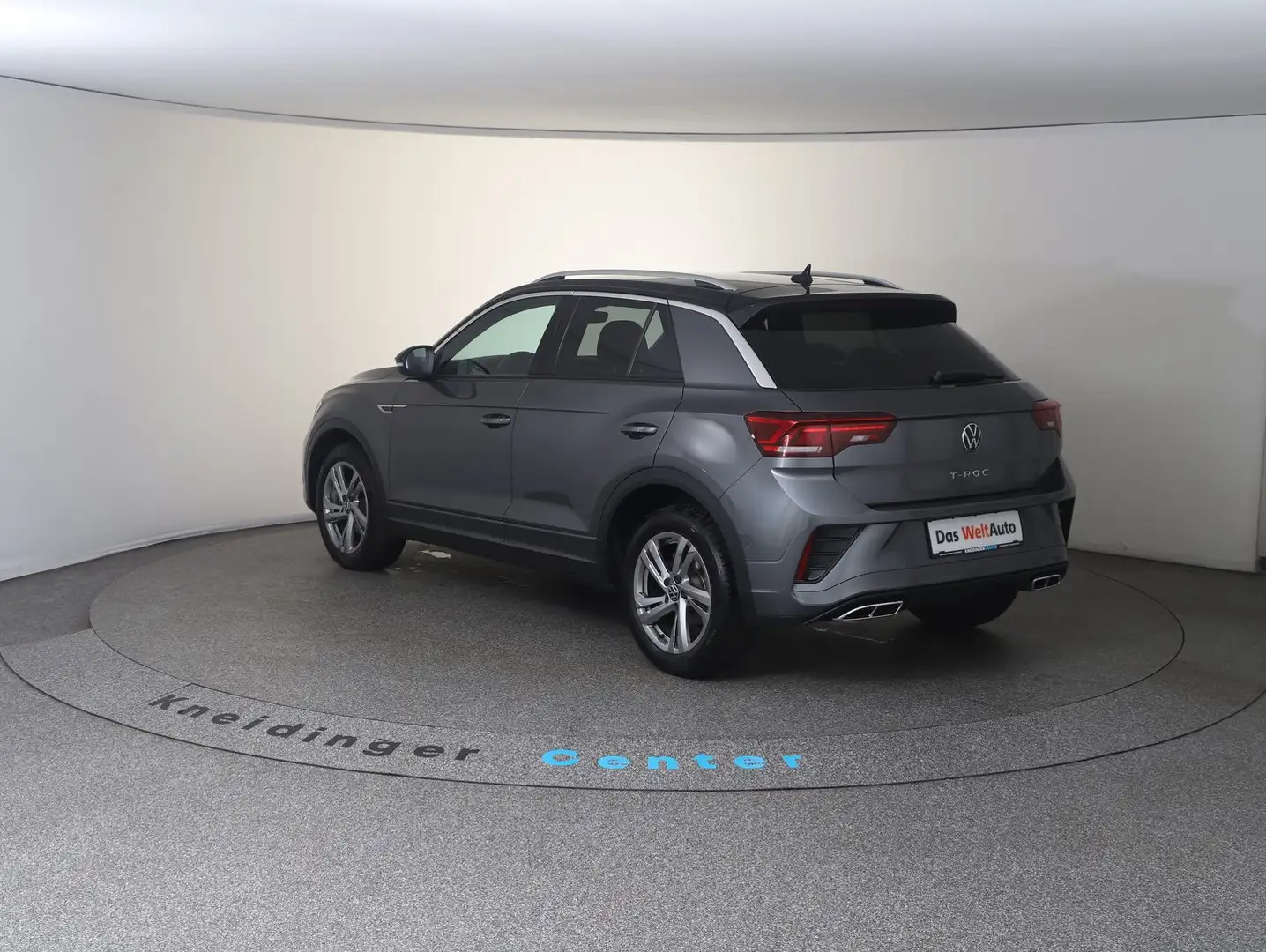 Volkswagen T-Roc R-Line TSI DSG Grau - 2