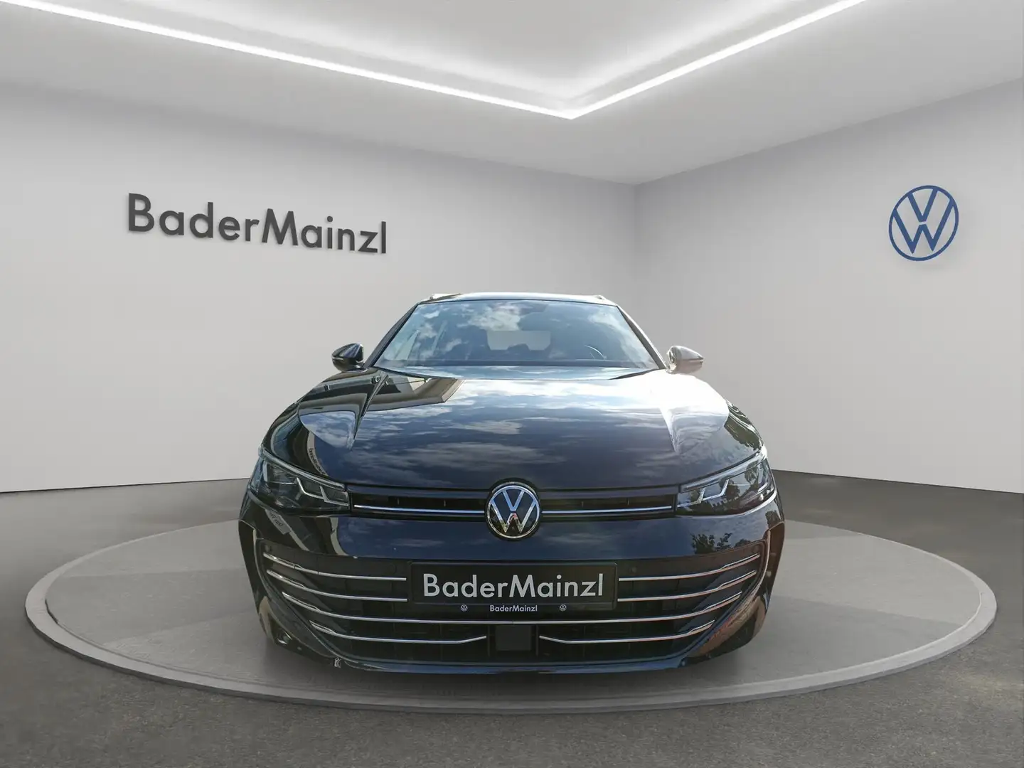 Volkswagen Passat Variant 2.0 TDI AHK AmbL LED RFK Business Schwarz - 2