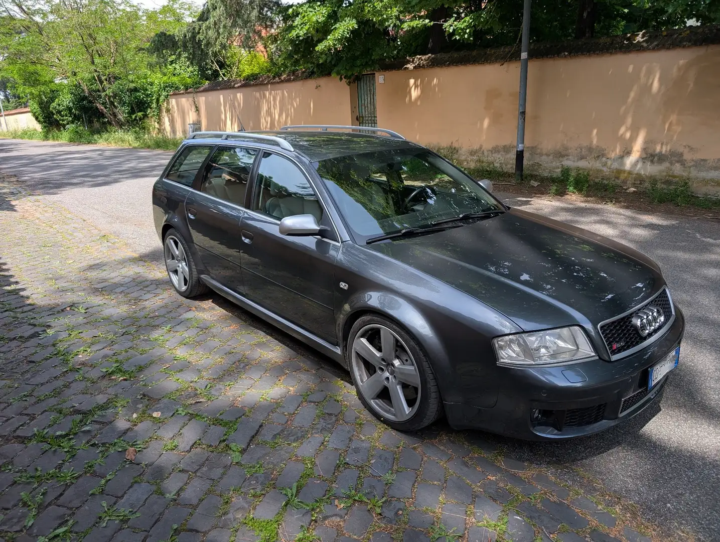 Audi RS6 Avant 4.2 V8 - 1