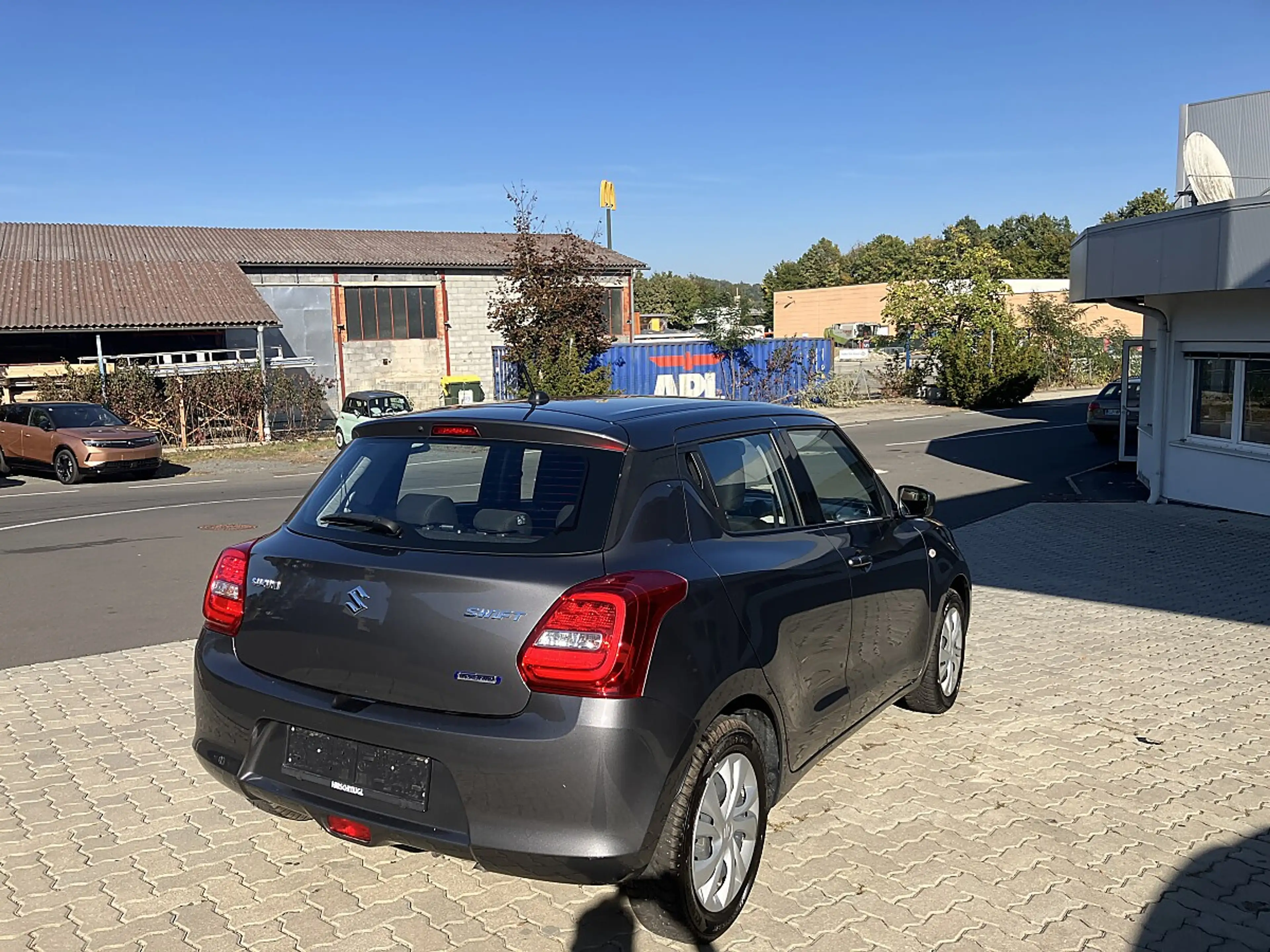 Suzuki Swift 1,2 Hybrid DualJet Clear — photo 4