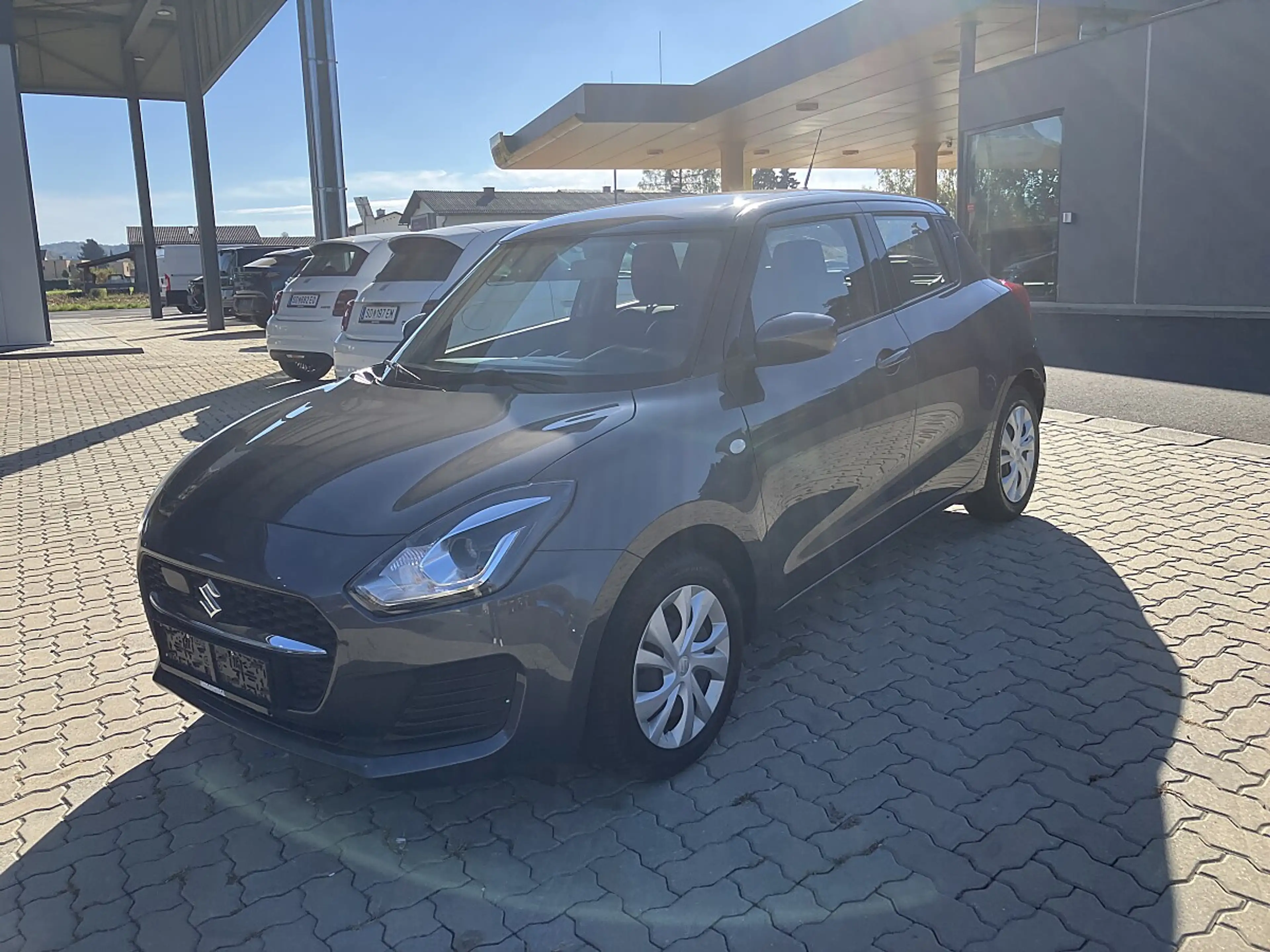 Suzuki Swift 1,2 Hybrid DualJet Clear