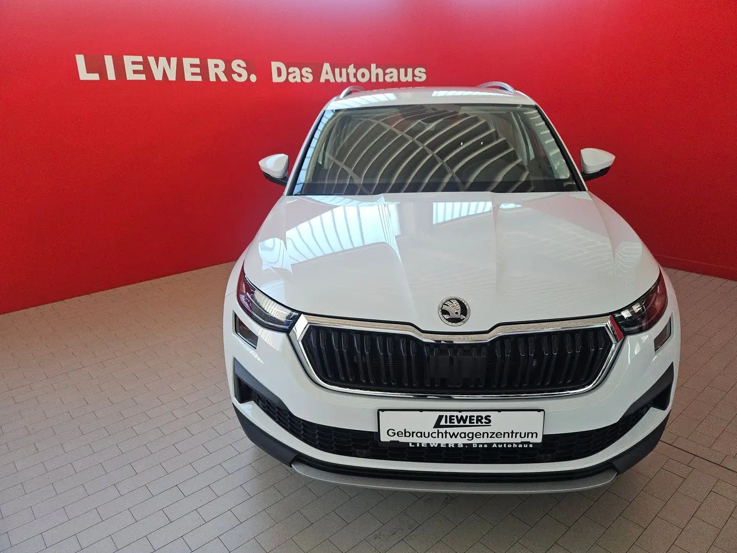 Skoda Kodiaq 7-Sitzer Ambition TSI ACT DSG Weiß - 2