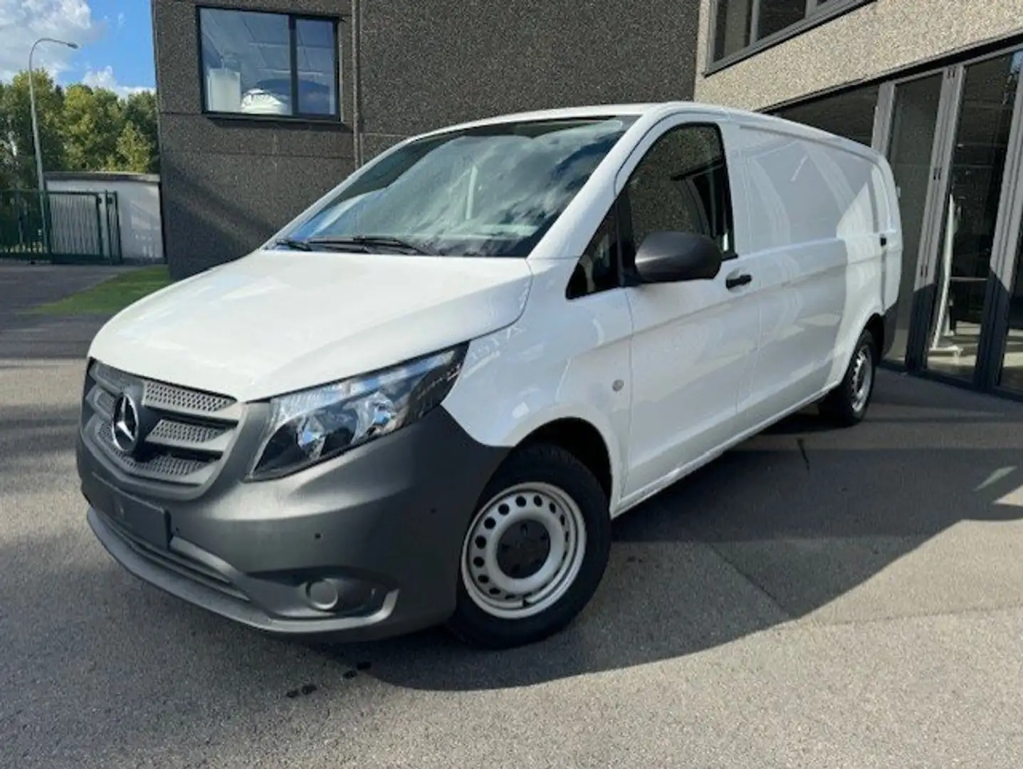 Mercedes-Benz Vito Vito 116 CDI A3 - AUTO - NAVI - CAMERA - HOUTINLEG Wit - 1