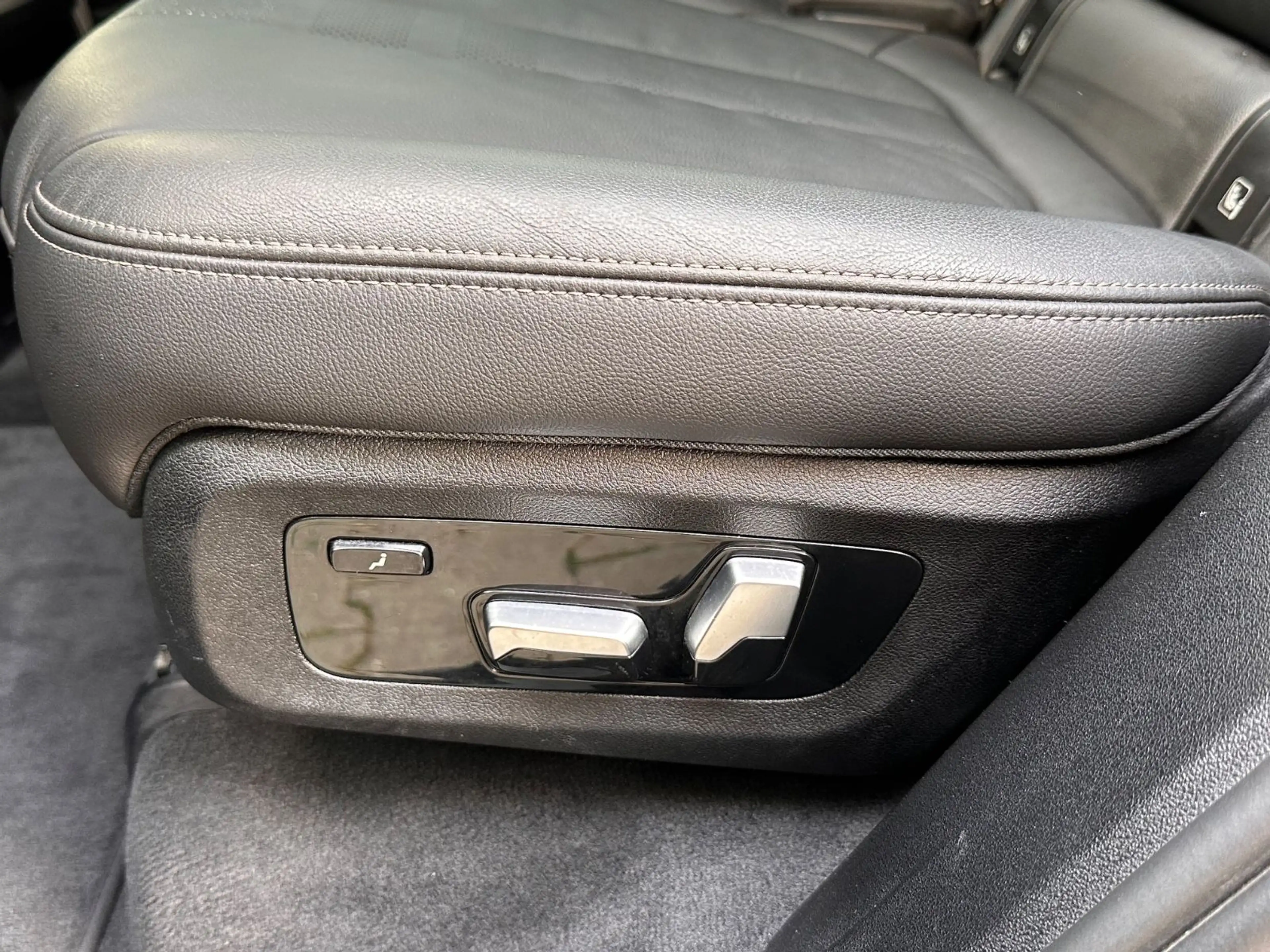 BMW X5 40i xDrive xLine/LUFTFEDERUNG/7-SITZE/360-KAM — photo 17