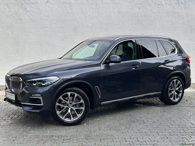 Bmw X5 40i xDrive xLine/LUFTFEDERUNG/7 SITZE/360 KAM