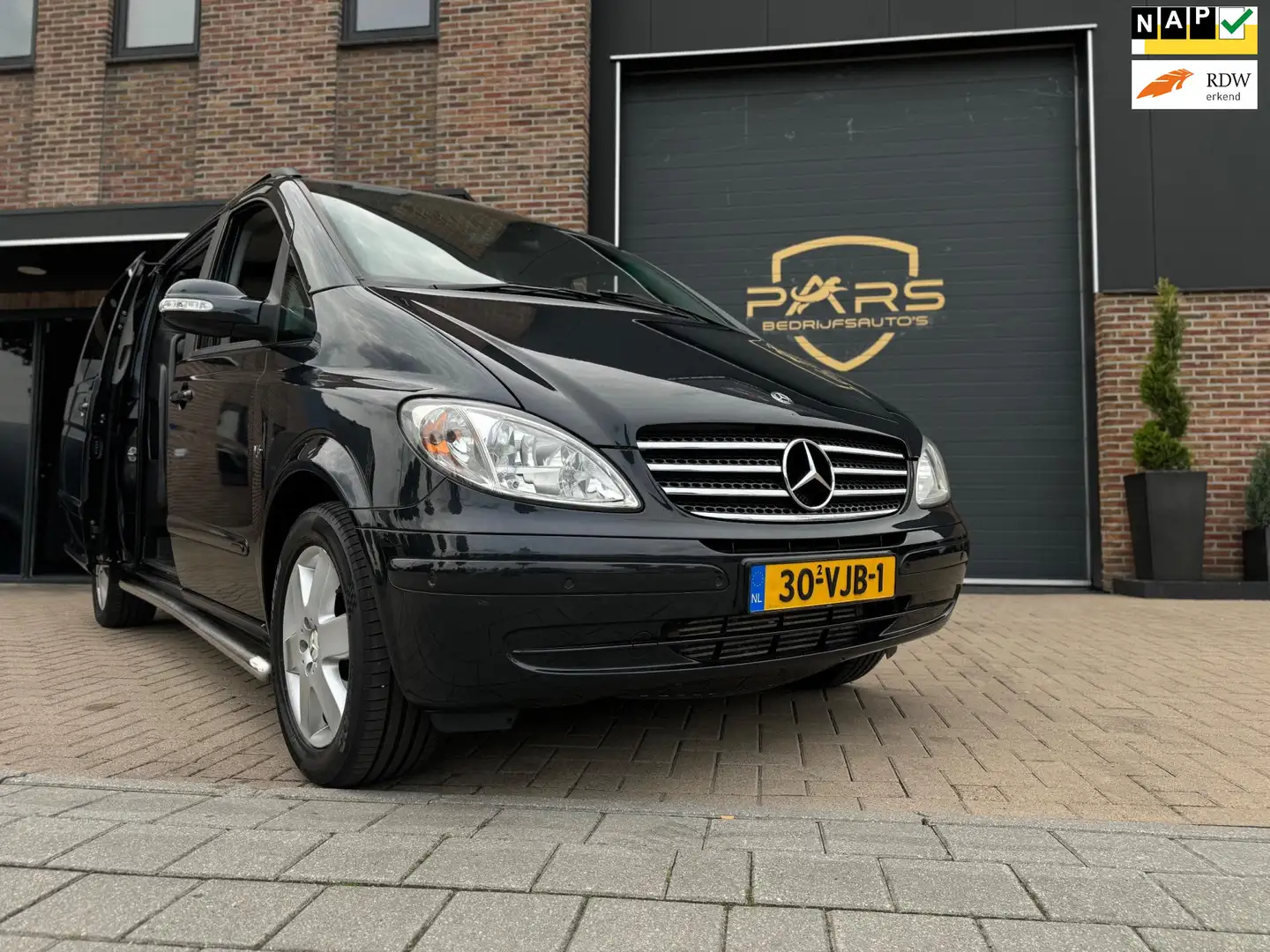 Mercedes-Benz Viano 3.0 V6 CDI Automaat youngtimer Ambiente LANG Dubbe - 1