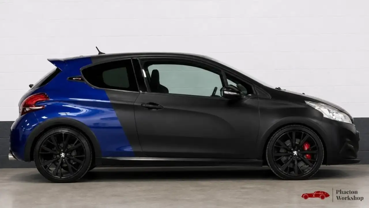 Peugeot 208 208 — photo 11