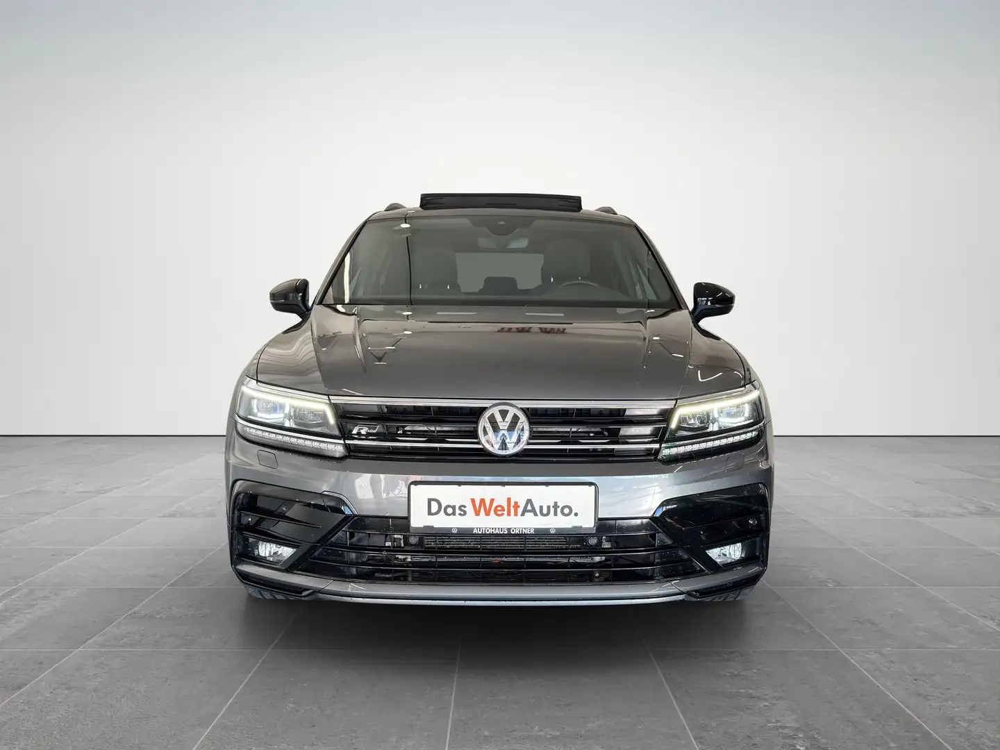Volkswagen Tiguan Sky TSI ACT OPF DSG Grau - 2