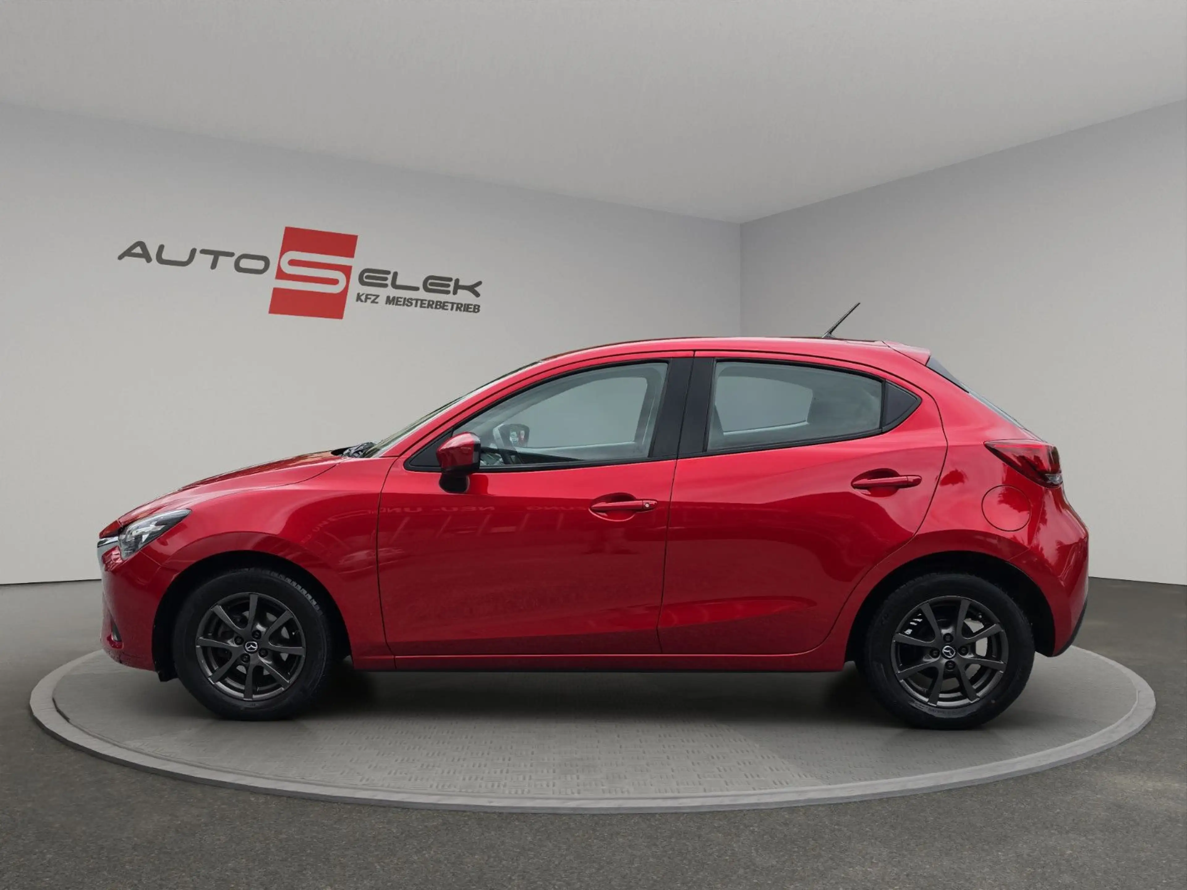 Mazda 2 Lim. Center-Line AUS 1.HAND NUR 23 TSD. KM — photo 2