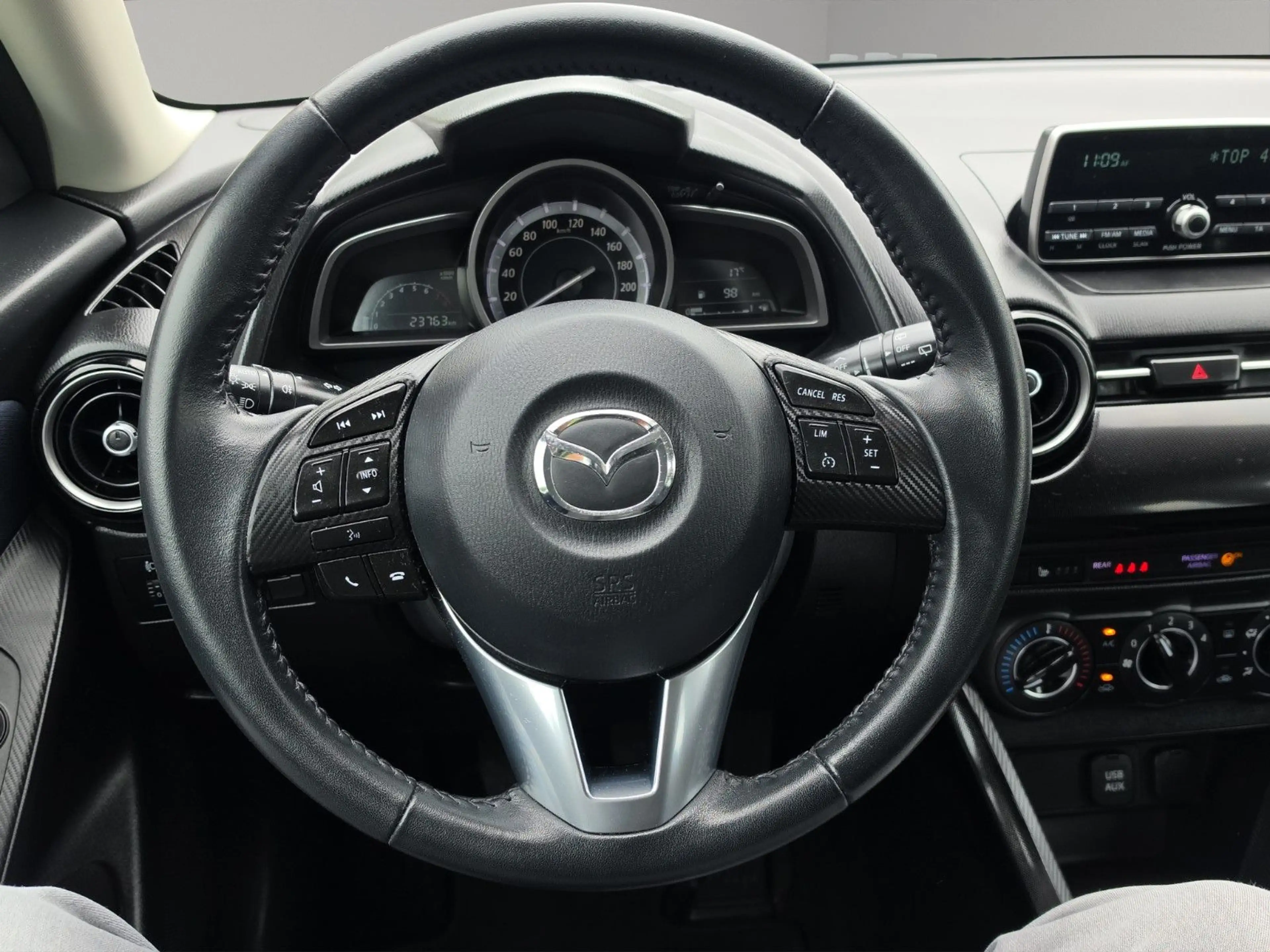 Mazda 2 Lim. Center-Line AUS 1.HAND NUR 23 TSD. KM — photo 10
