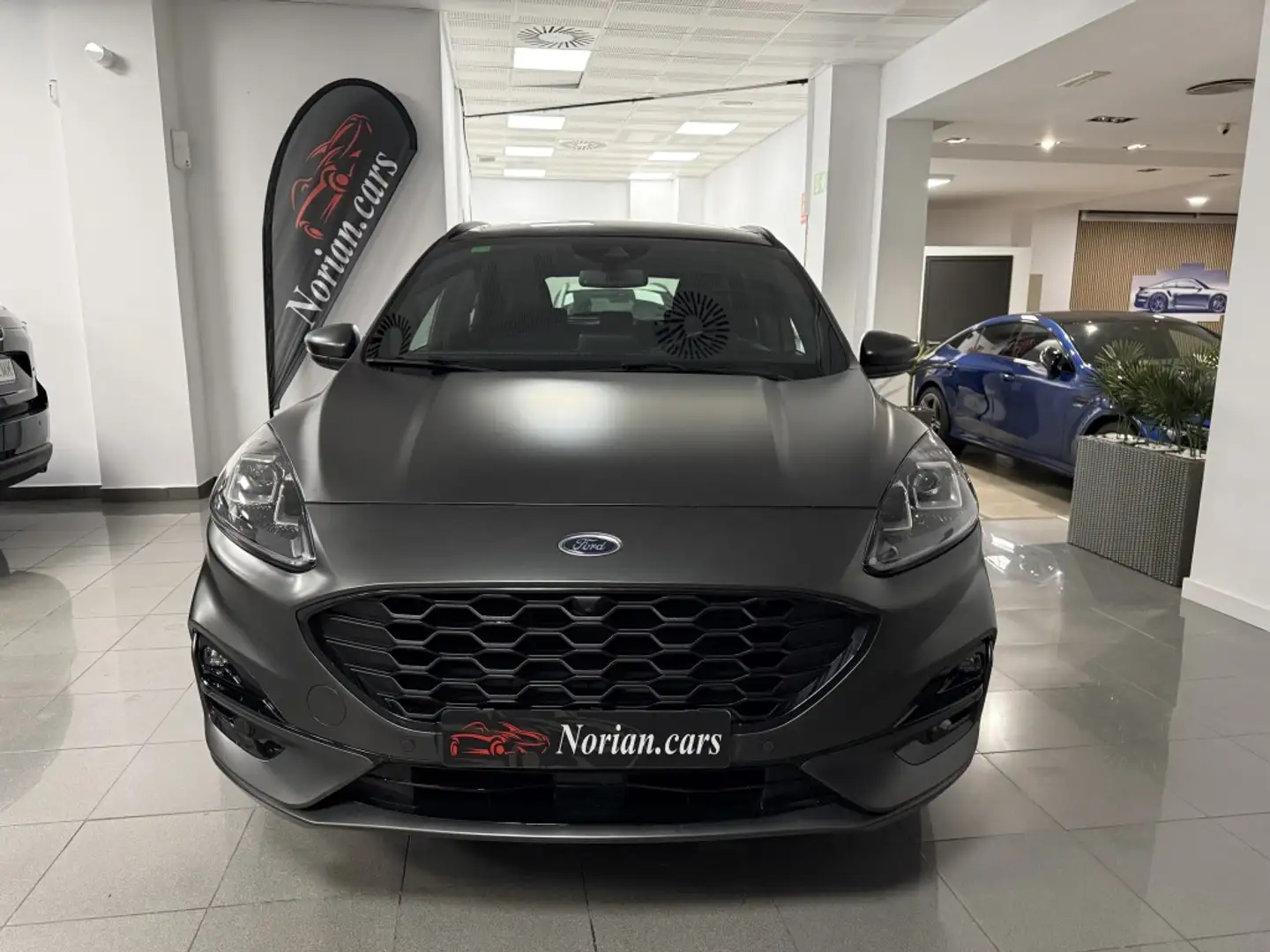 Ford Kuga 1.5 EcoBoost ST-Line X FWD 150 Gris - 2