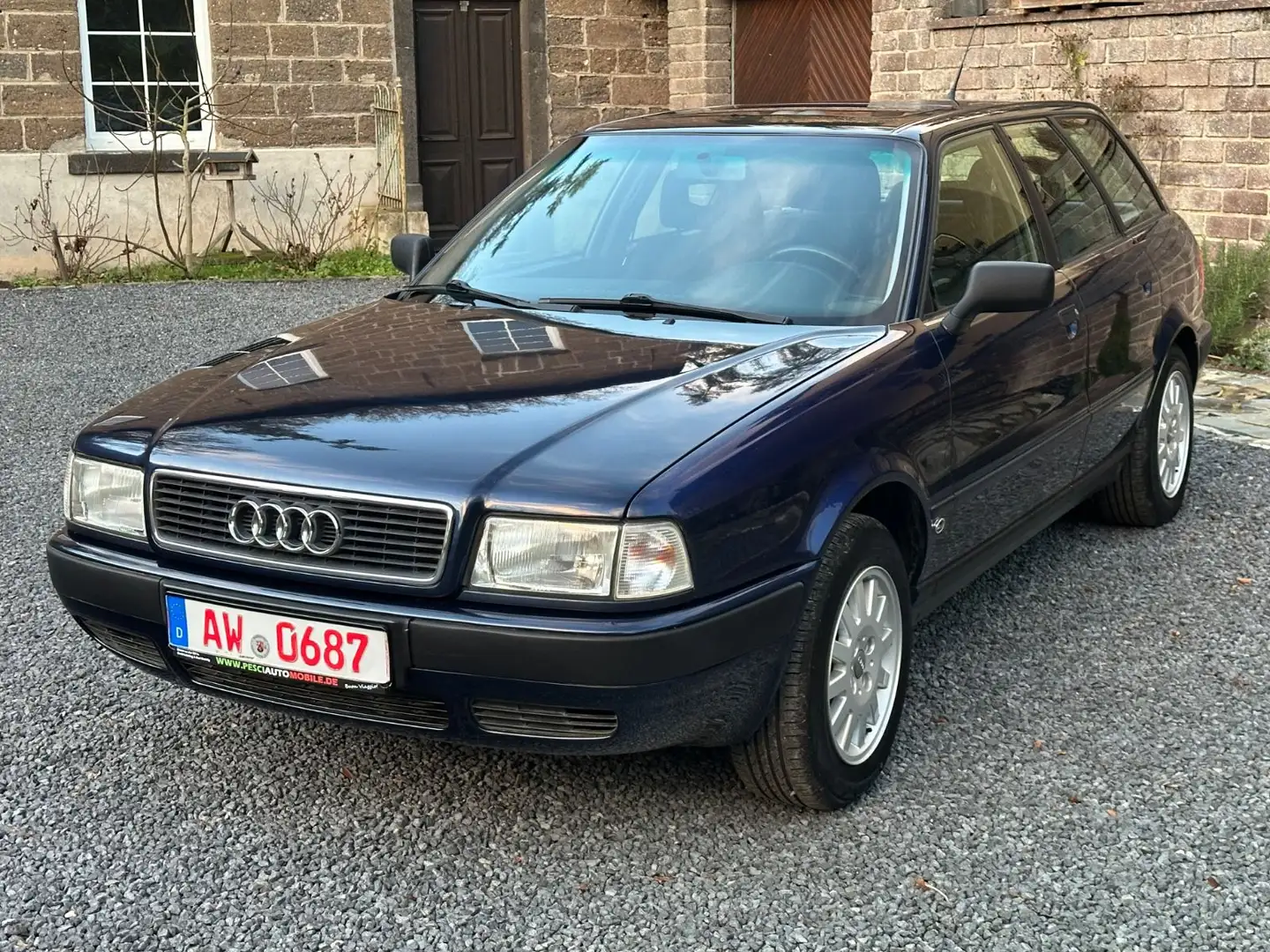 Audi 80 Avant 2 Hand orig 122.800 KM H Zulassung Albastru - 1