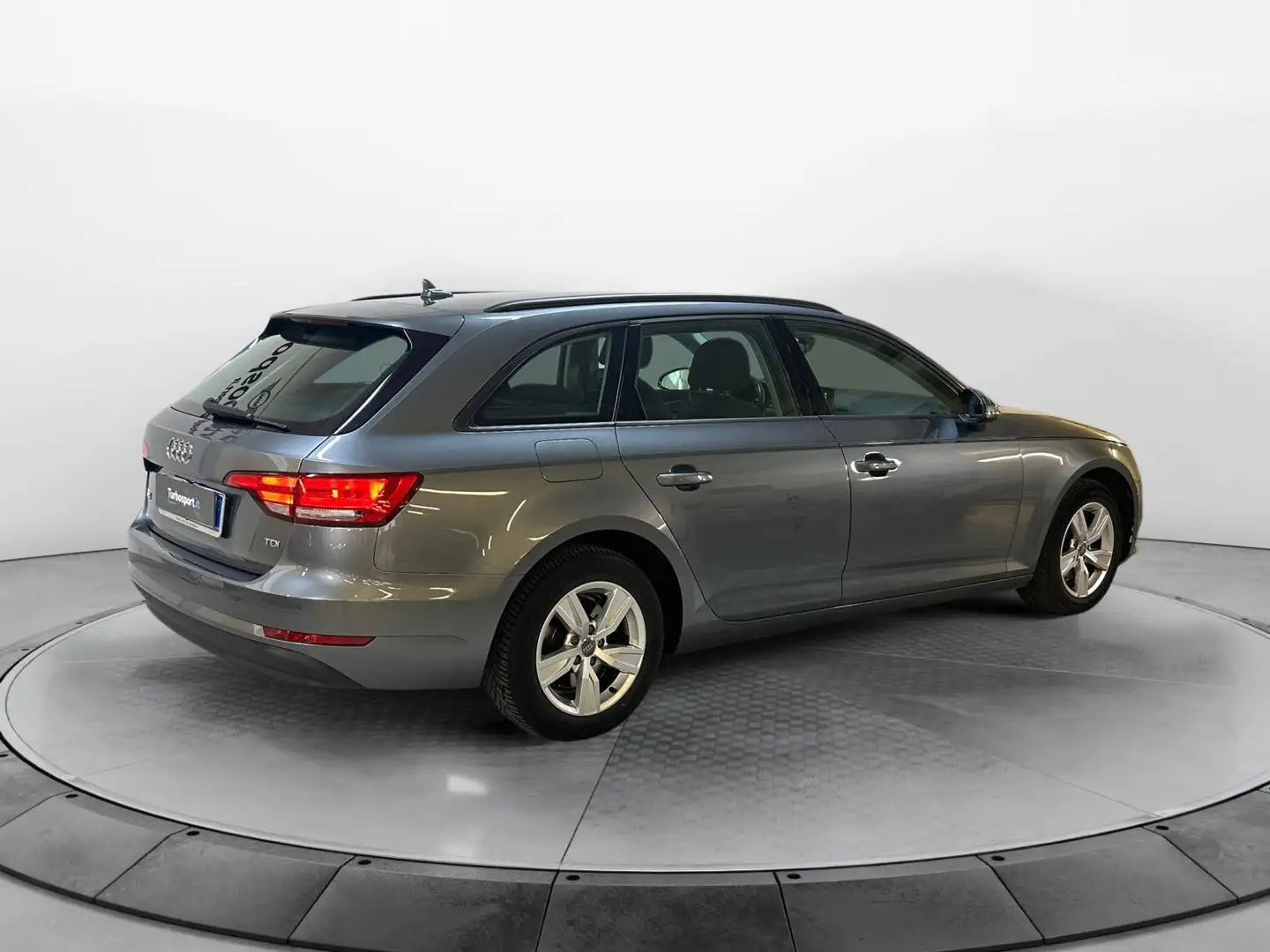 Audi A4 Avant 2.0 tdi Business 150cv Grigio - 2