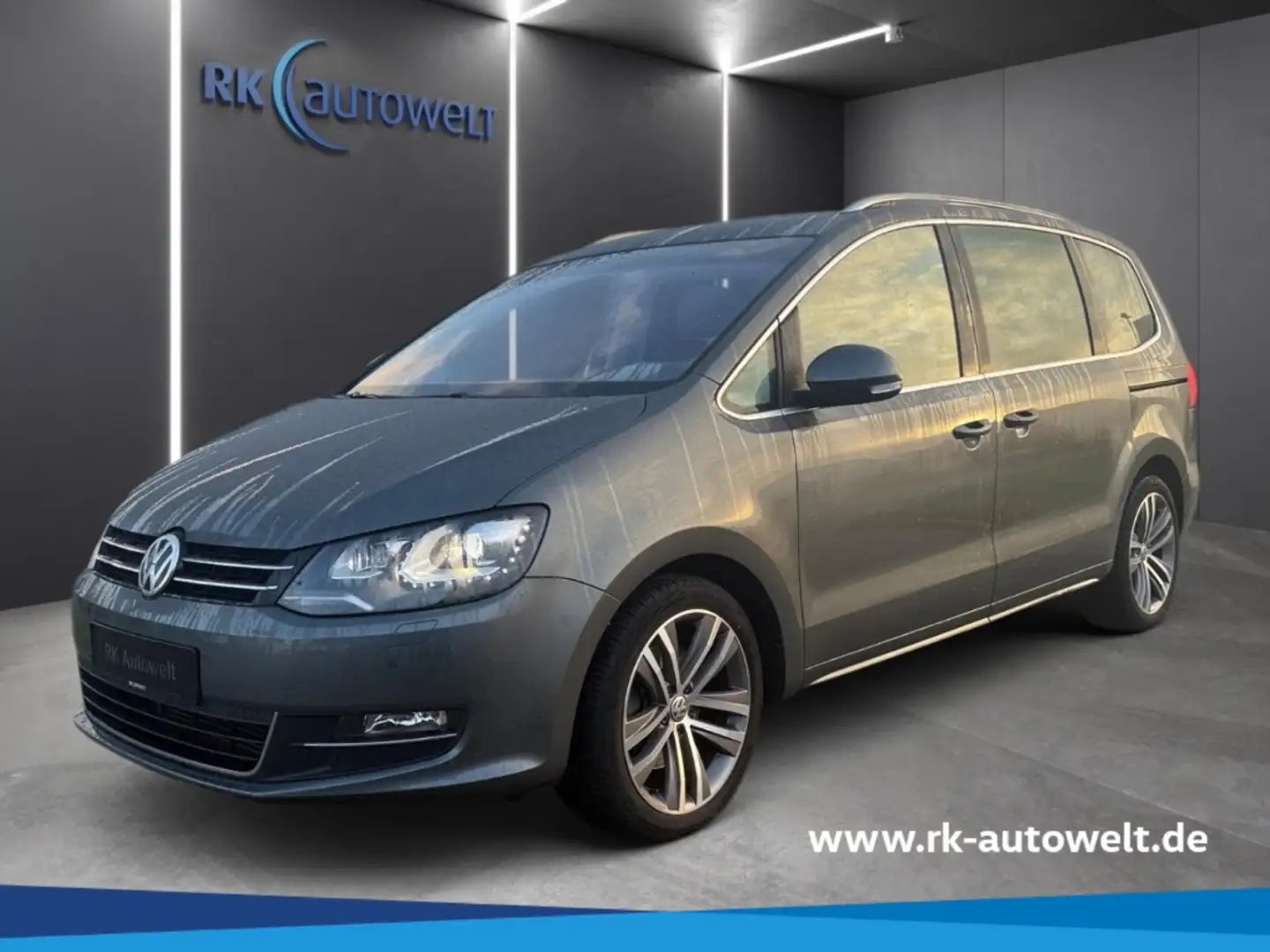 Volkswagen Sharan Highline 2.0 TSI DSG AHK El. Panodach Navi Grigio - 1