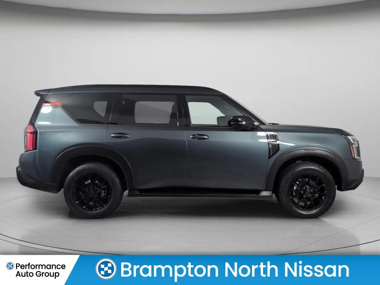 Nissan Armada снимка Nissan Armada