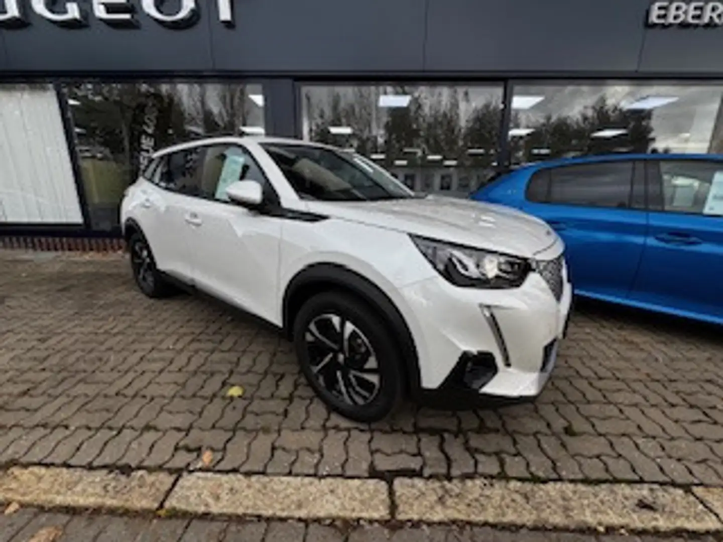 Peugeot e-2008 Allure Pack Blanc - 1
