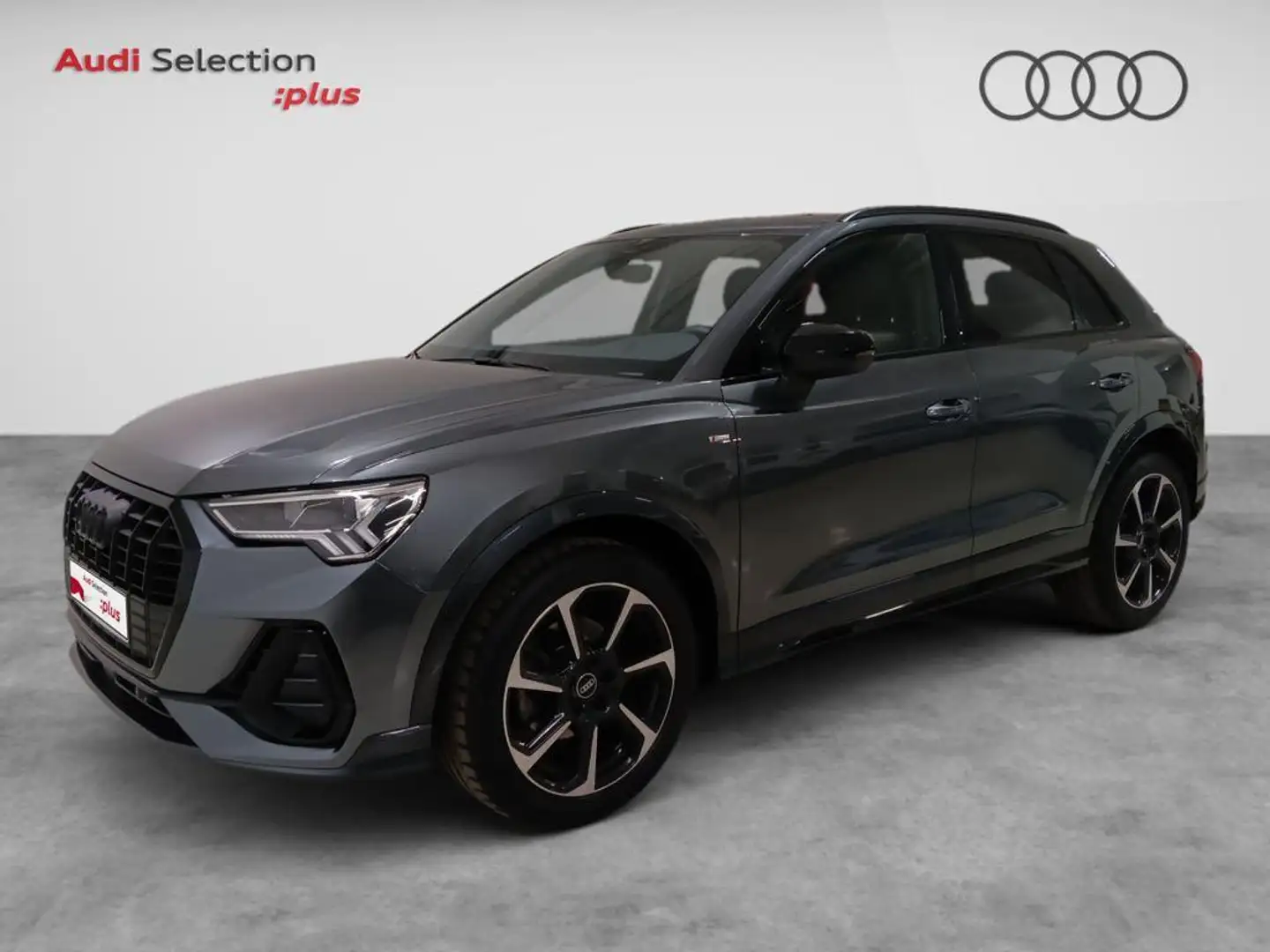 Audi Q3 35 TFSI Black line S tronic Grijs - 1