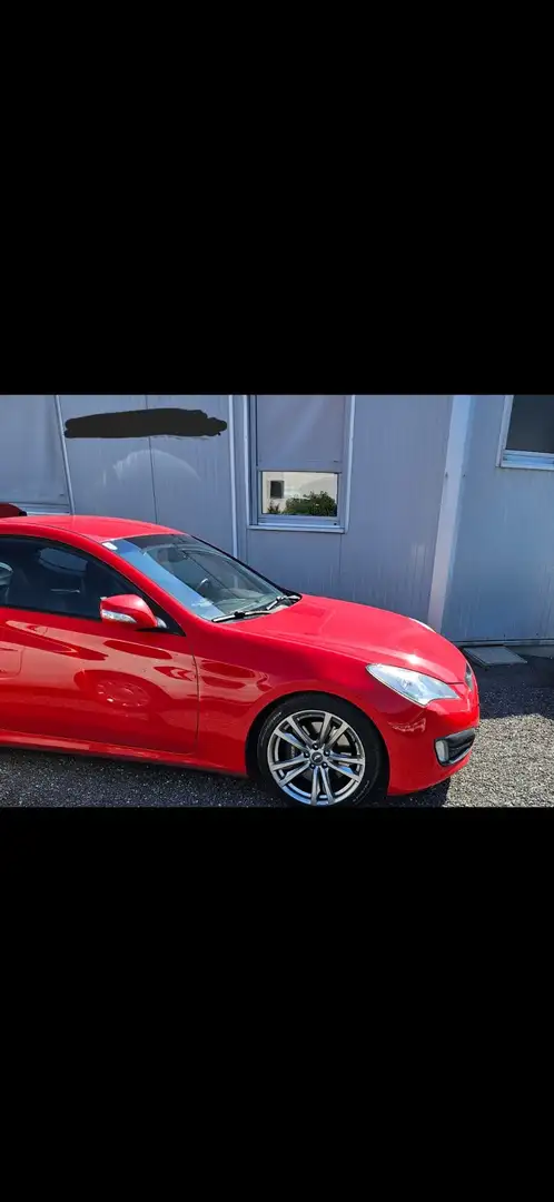 Hyundai Genesis Rot - 2