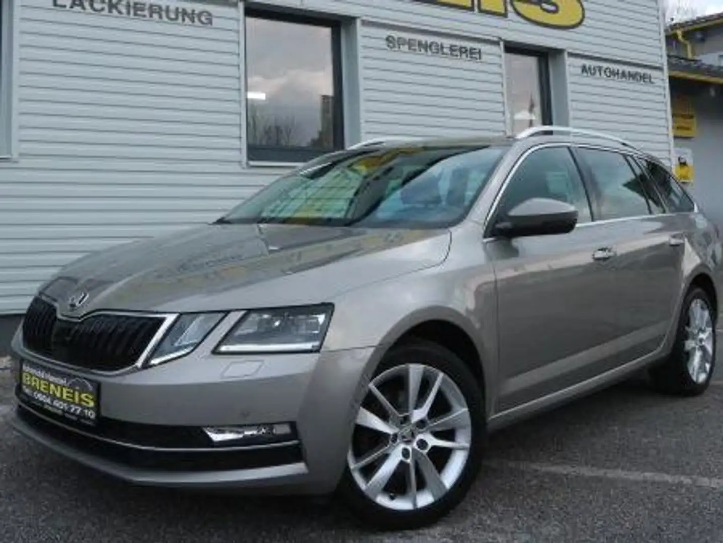Skoda Octavia Kombi 1,6 TDI*DSG*Style*GreenTec* AHK Beige - 1