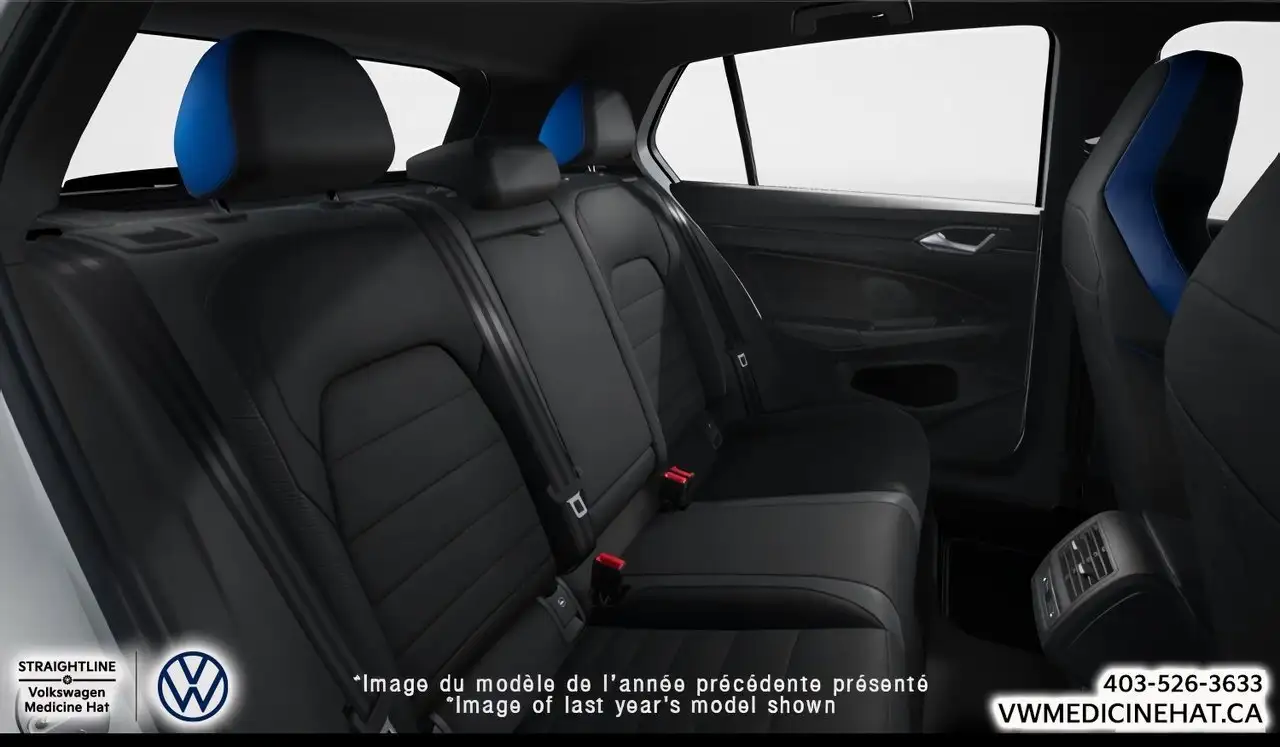 Volkswagen Golf R снимка Volkswagen Golf R