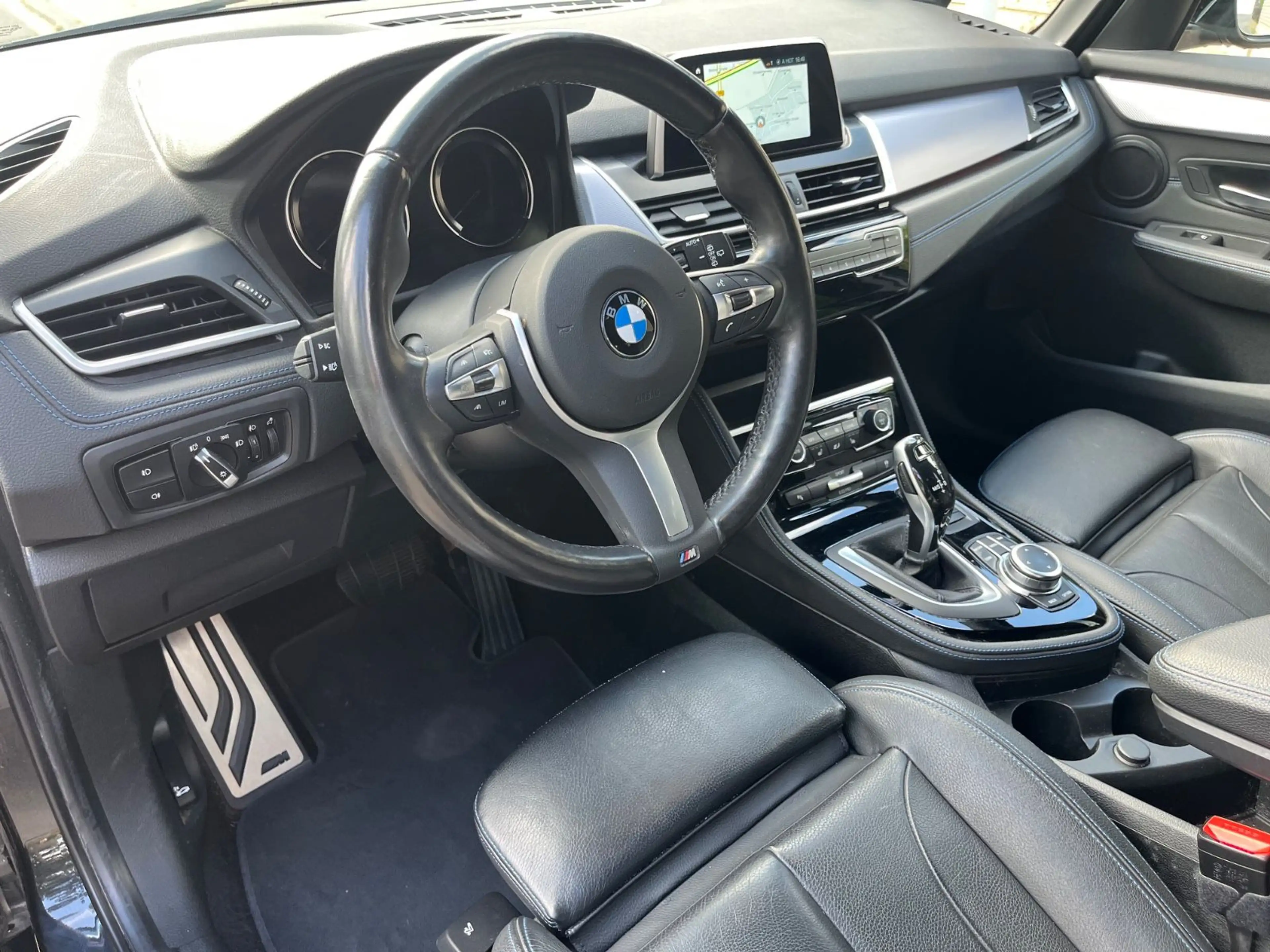 BMW 220 d Gran Tourer Aut M SPORTPAKET LED NAVI ACC — photo 10