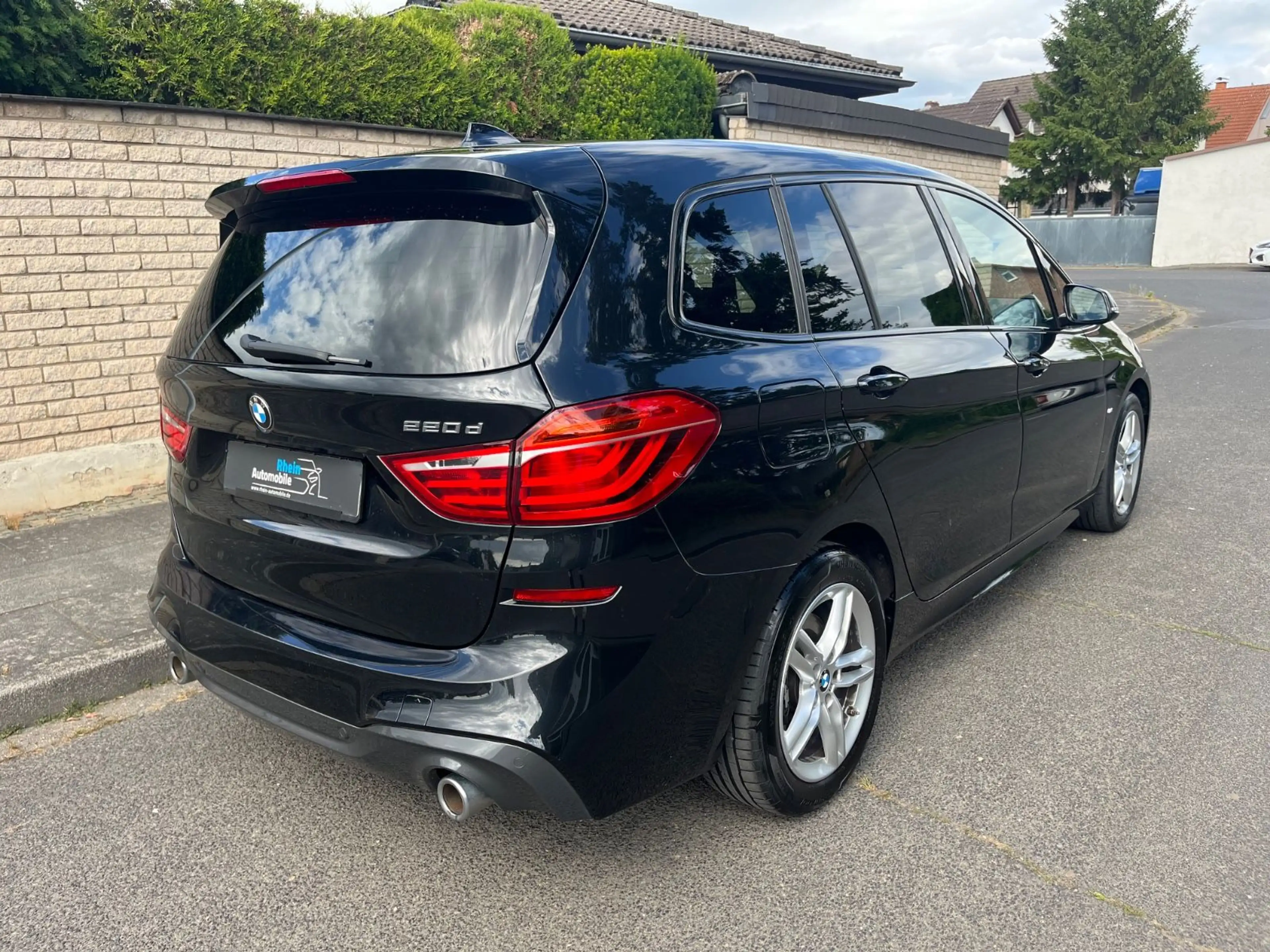 BMW 220 d Gran Tourer Aut M SPORTPAKET LED NAVI ACC — photo 2