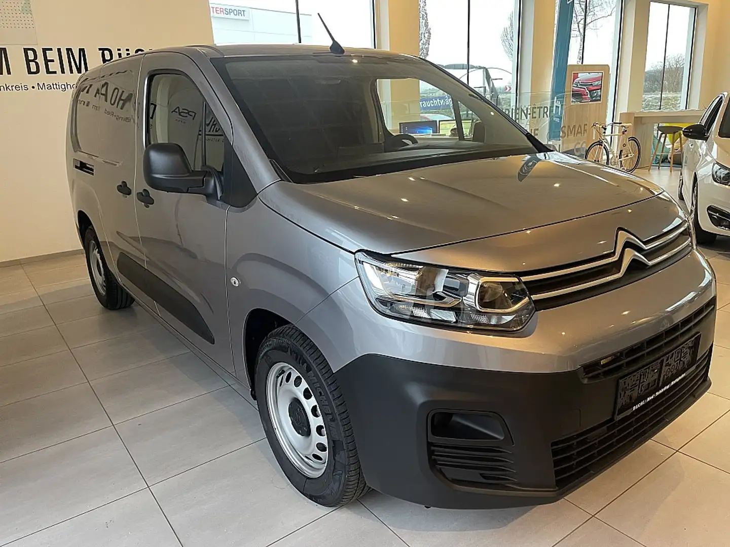 Citroen e-Berlingo KW Komfort Plus XL Batterie 50kWh Er... Grau - 2