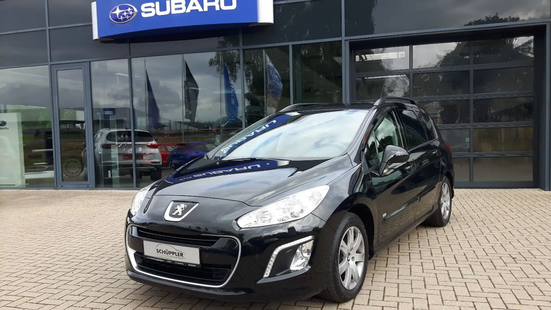 Peugeot 308 SW 2,0 HDI Active Schwarz - 1