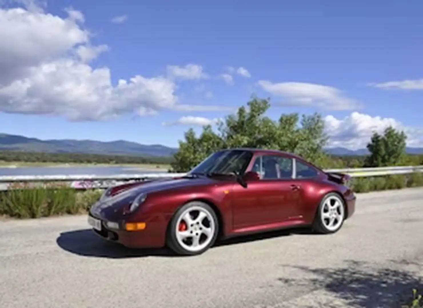 Porsche 911 911 Turbo Coupe  300 kW (408 CV) - 1
