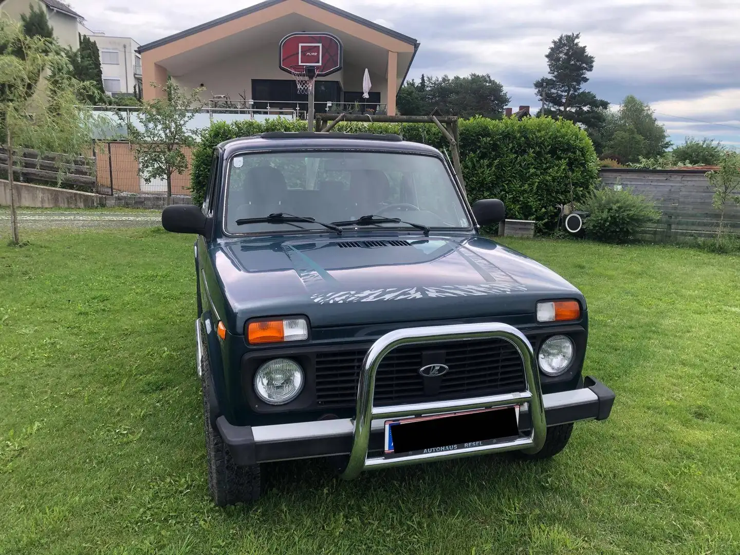Lada Niva Taiga 4x4 Grün - 1