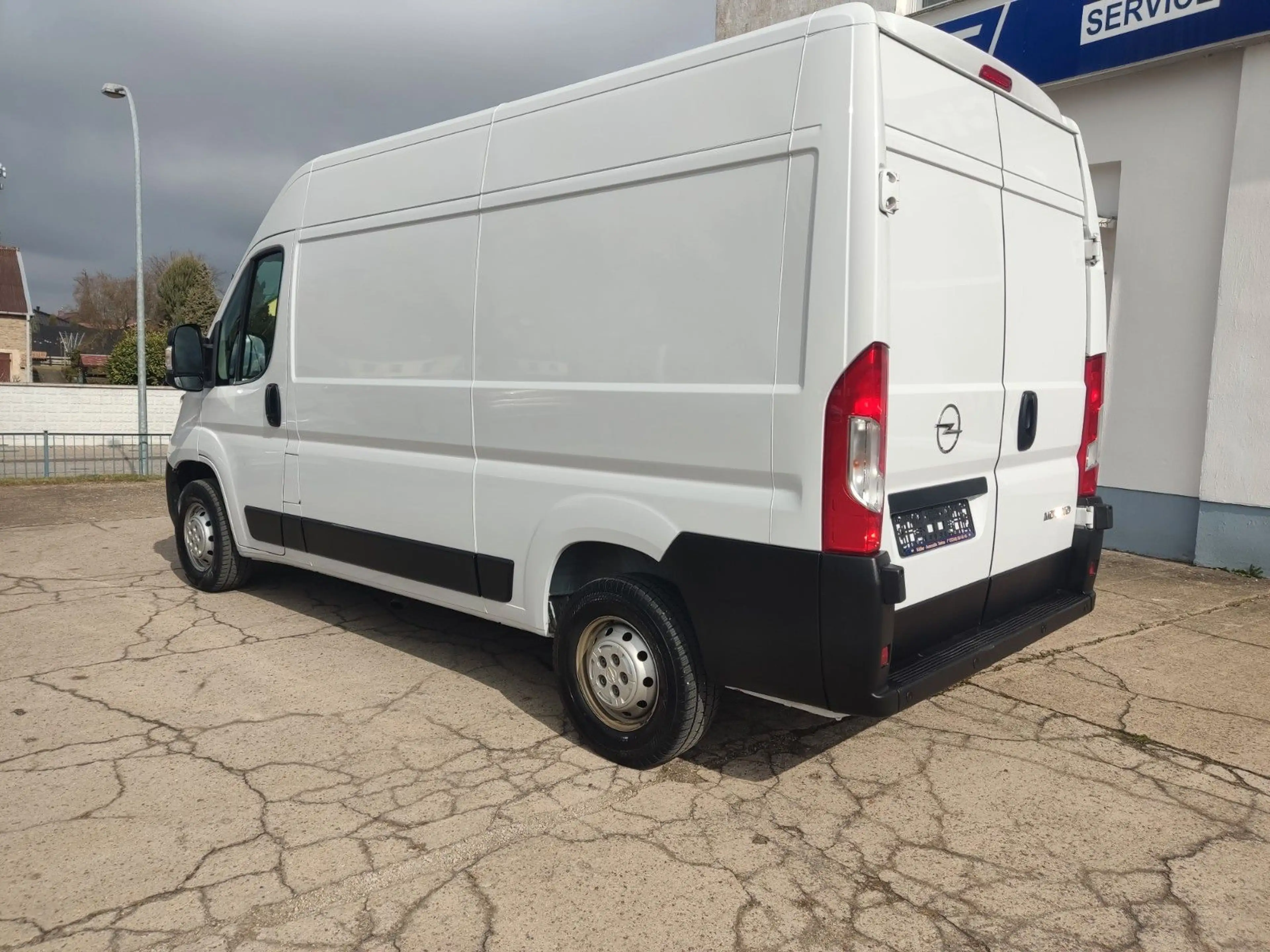 Opel Movano C L2H2 3,5t Selection Klima PDC Tempomat — photo 5