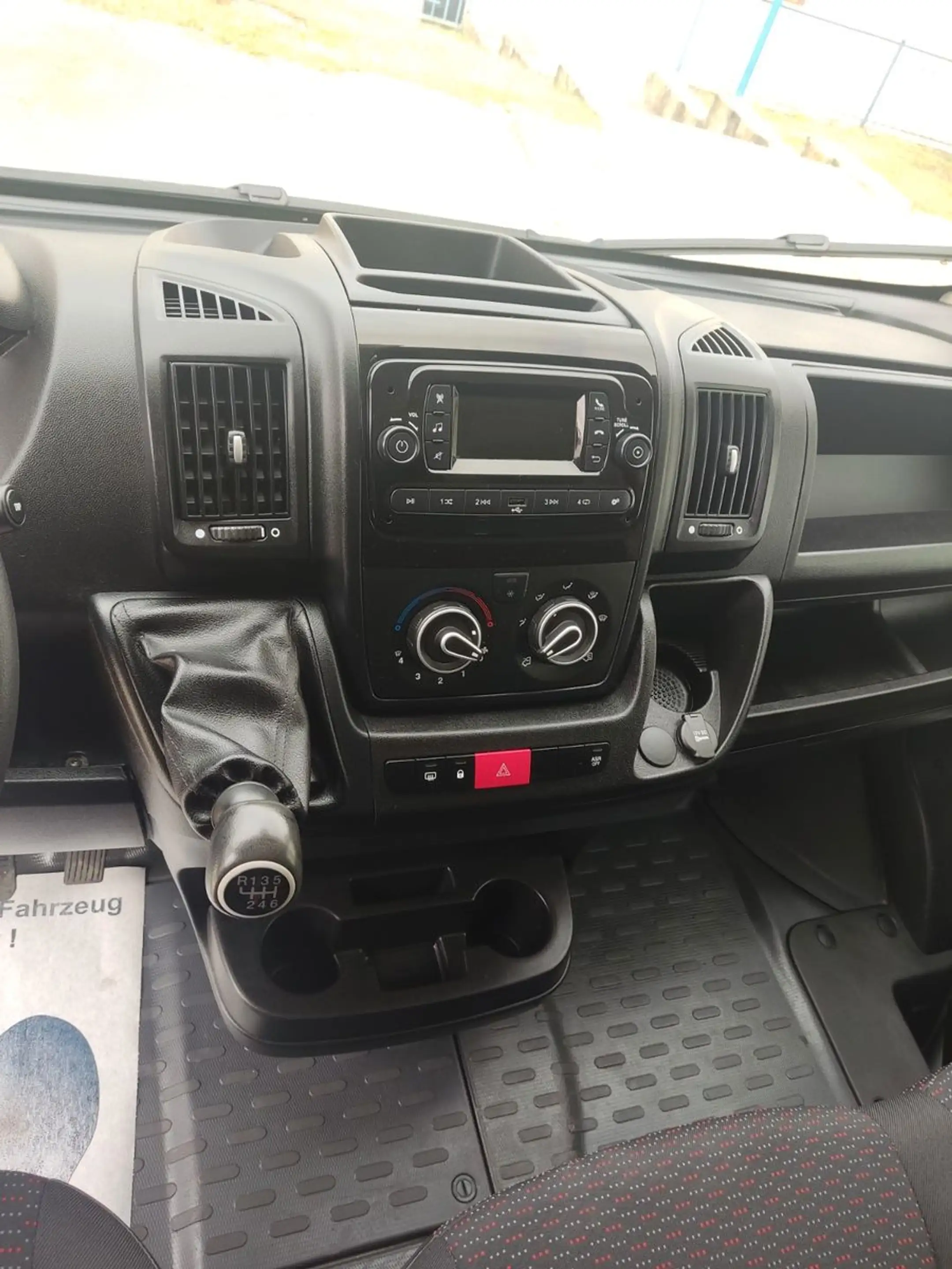 Opel Movano C L2H2 3,5t Selection Klima PDC Tempomat — photo 9
